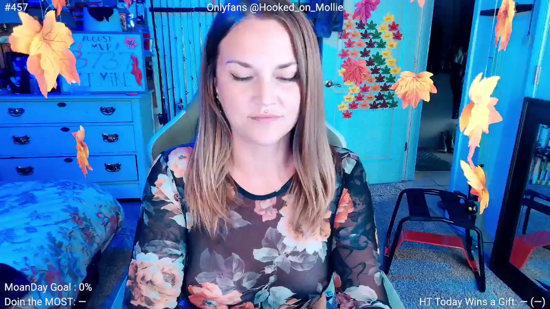 Gallery image thumbnail from MollieRose_'s myfreecams stream on, 08/25/2025, 23:56 image 4 of 20