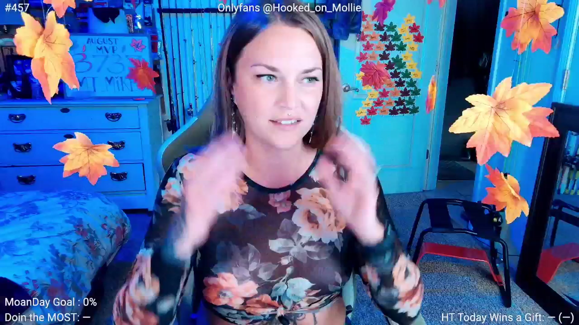 Gallery image thumbnail from MollieRose_'s myfreecams stream on, 08/25/2025, 23:56 image 7 of 20