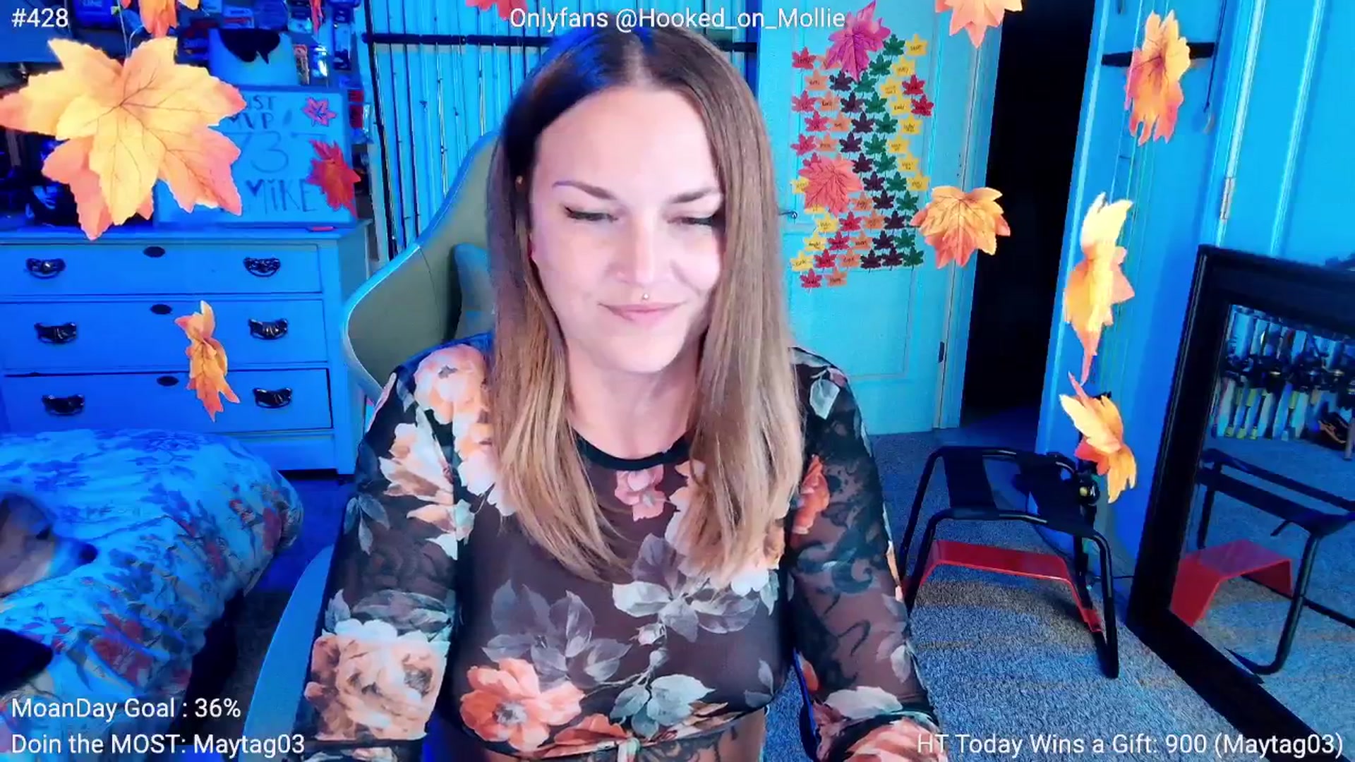 Gallery image thumbnail from MollieRose_'s myfreecams stream on, 08/26/2025, 03:12 image 10 of 20