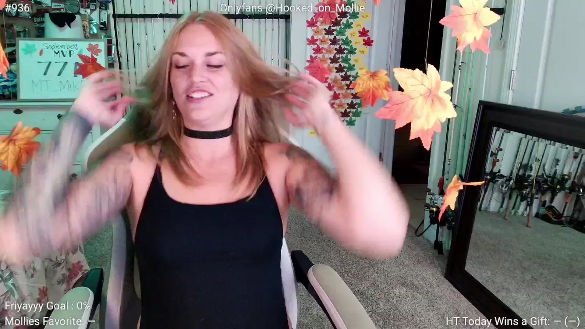Gallery image thumbnail from MollieRose_'s myfreecams stream on, 09/06/2025, 24:00 image 17 of 20