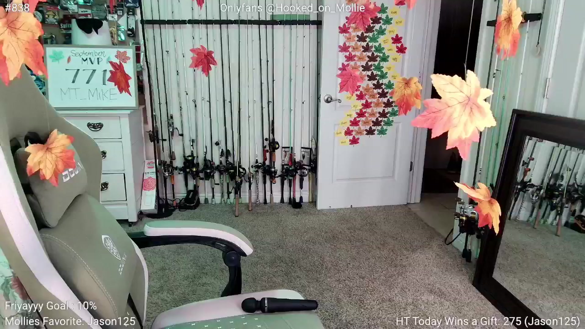 Gallery image thumbnail from MollieRose_'s myfreecams stream on, 09/06/2025, 03:11 image 4 of 20
