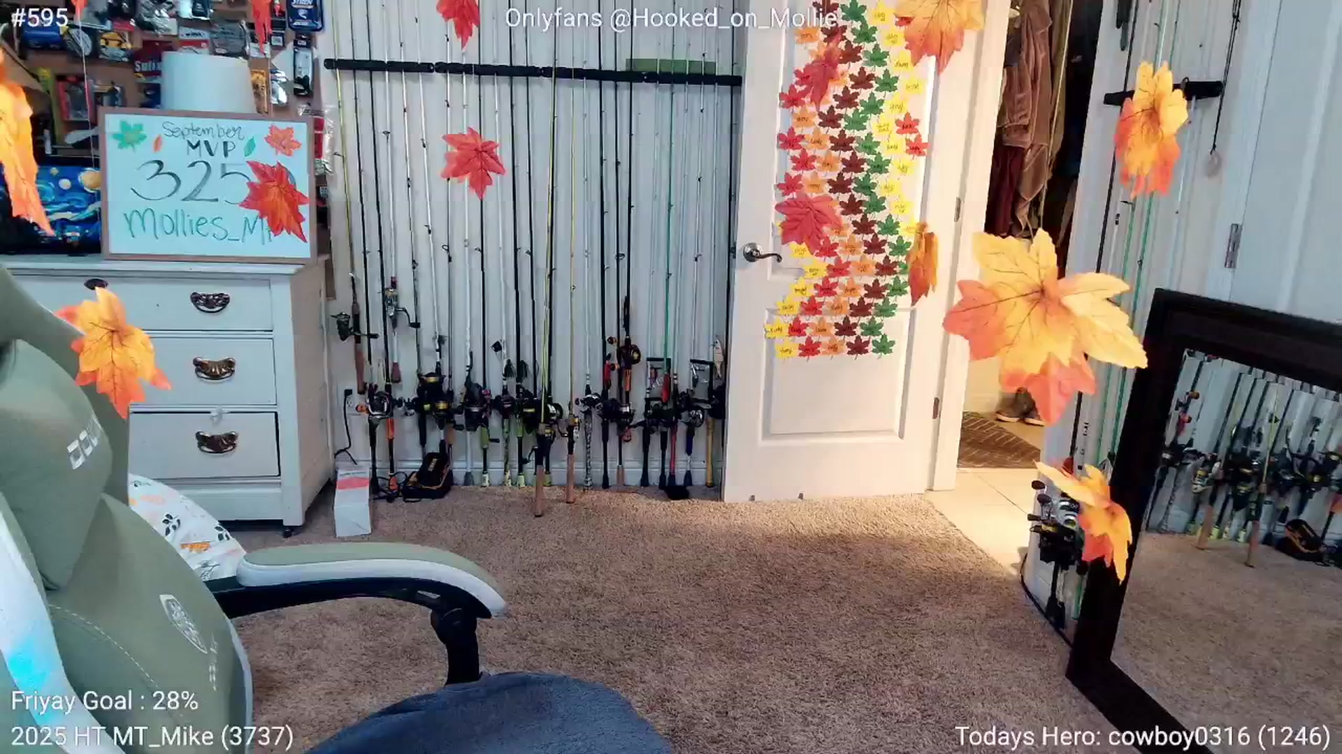 Gallery image thumbnail from MollieRose_'s myfreecams stream on, 09/13/2025, 04:48 image 9 of 20