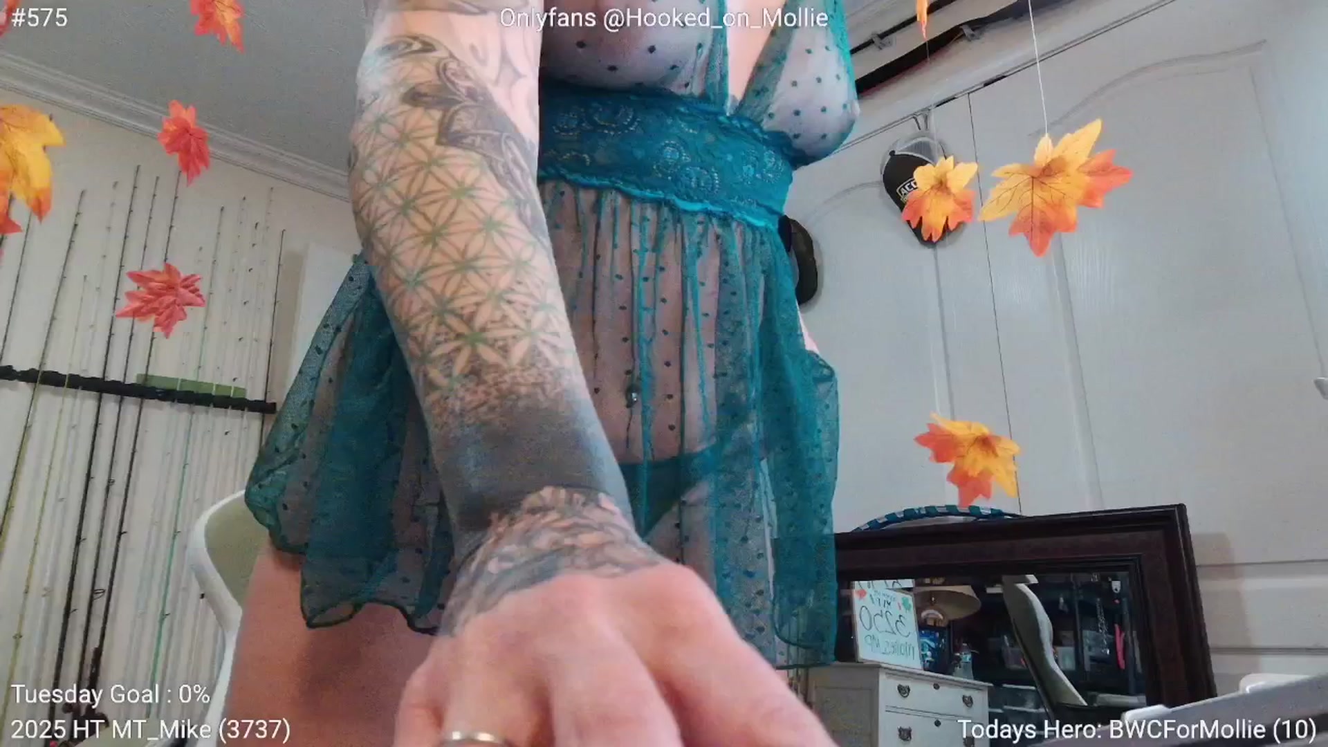 Gallery image thumbnail from MollieRose_'s myfreecams stream on, 09/17/2025, 24:00 image 9 of 20