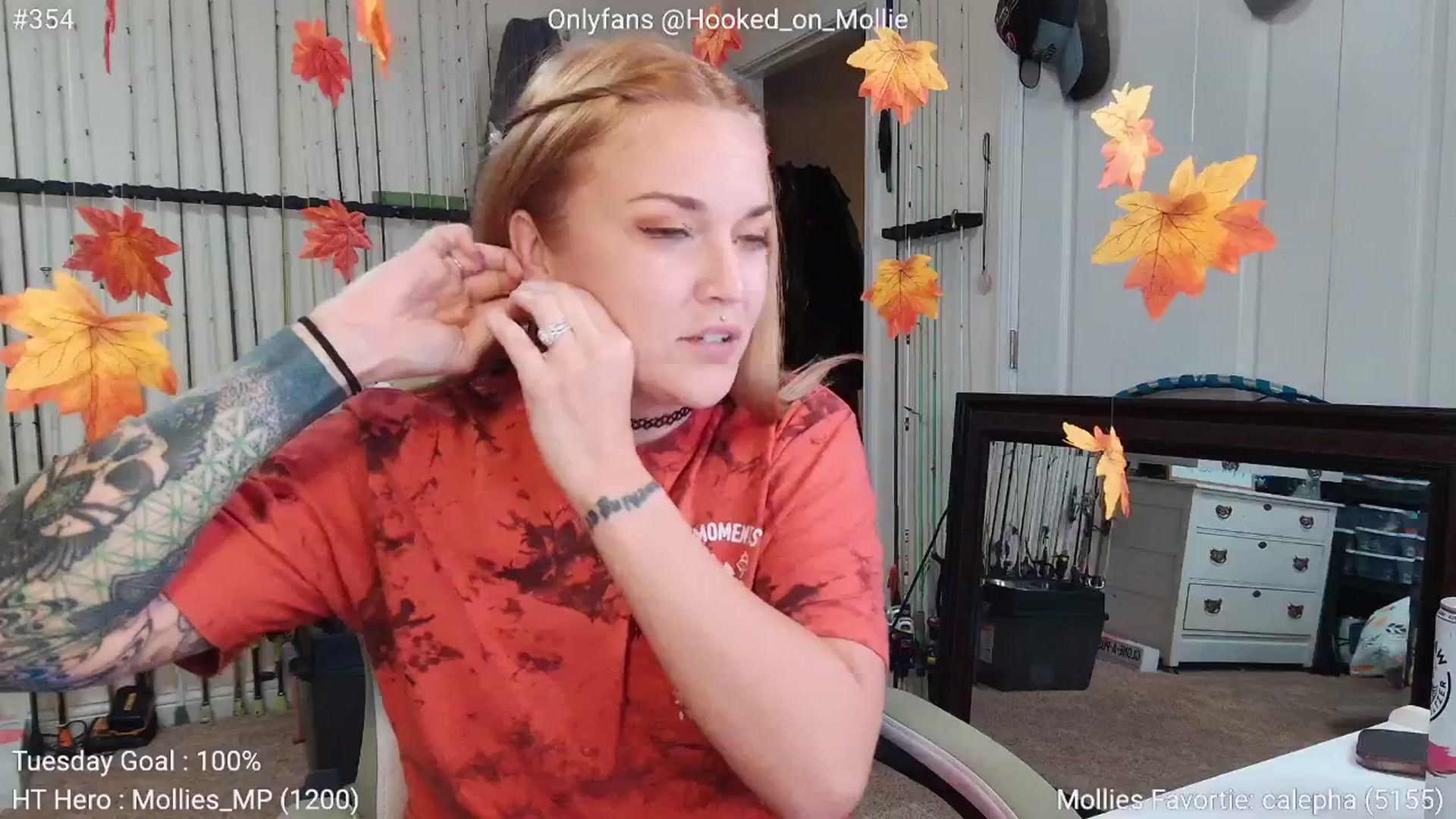 Gallery image thumbnail from MollieRose_'s myfreecams stream on, 09/17/2025, 04:04 image 16 of 20