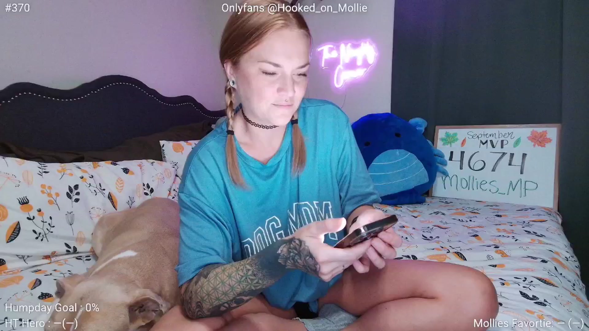 Gallery image thumbnail from MollieRose_'s myfreecams stream on, 09/17/2025, 23:53 image 3 of 20
