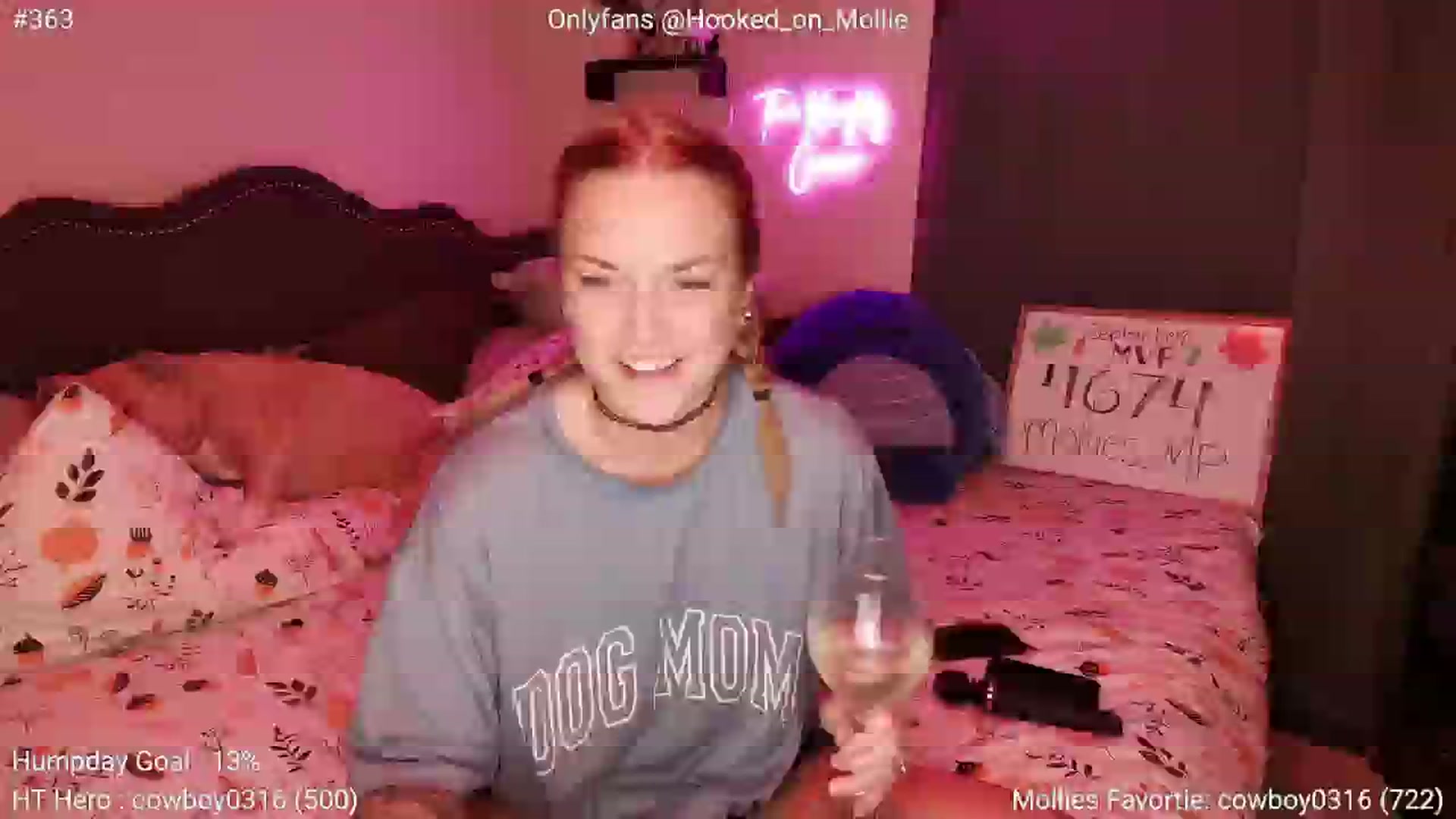 Gallery image thumbnail from MollieRose_'s myfreecams stream on, 09/18/2025, 01:31 image 19 of 20