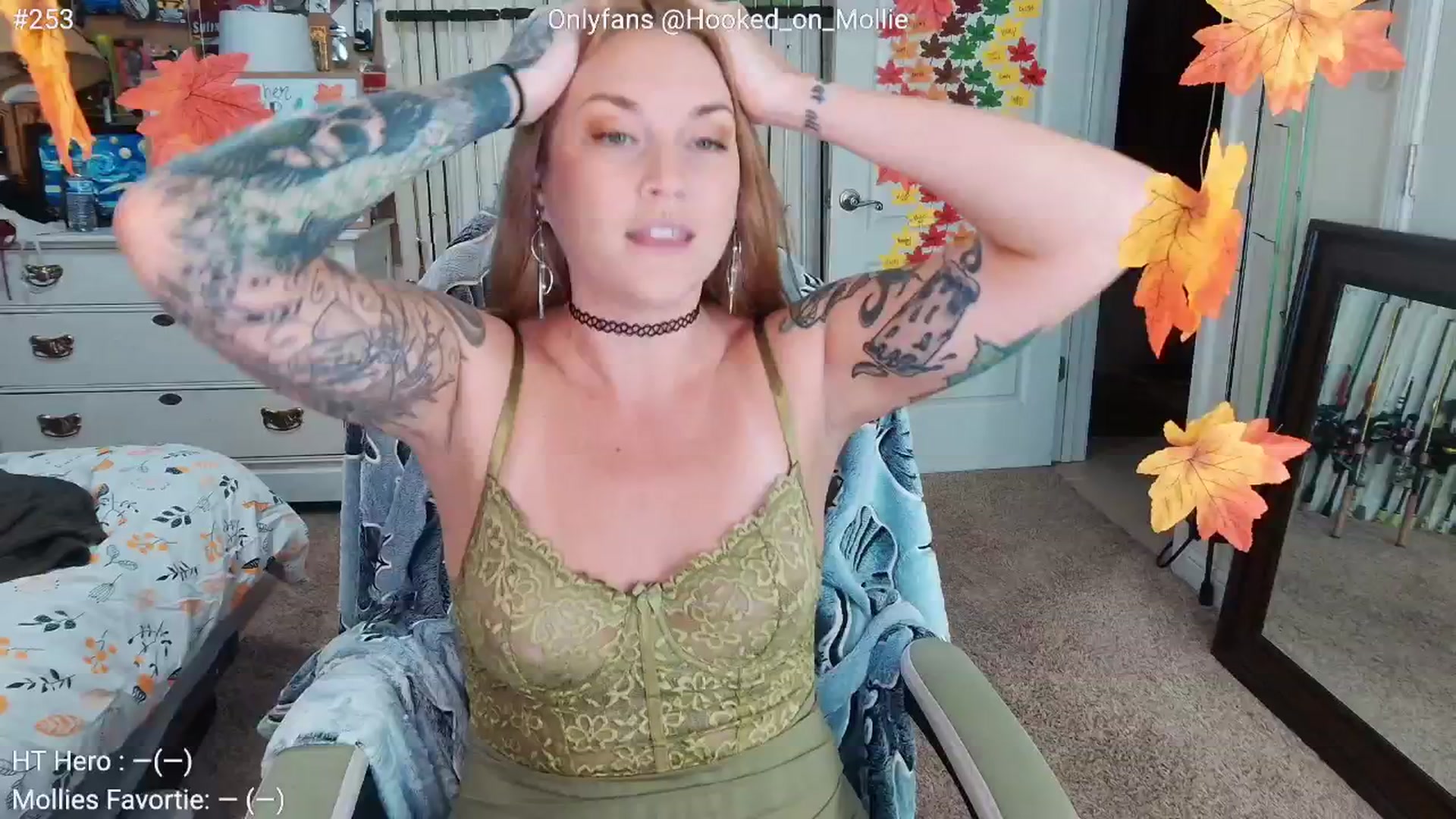 Gallery image thumbnail from MollieRose_'s myfreecams stream on, 09/23/2025, 24:00 image 15 of 20