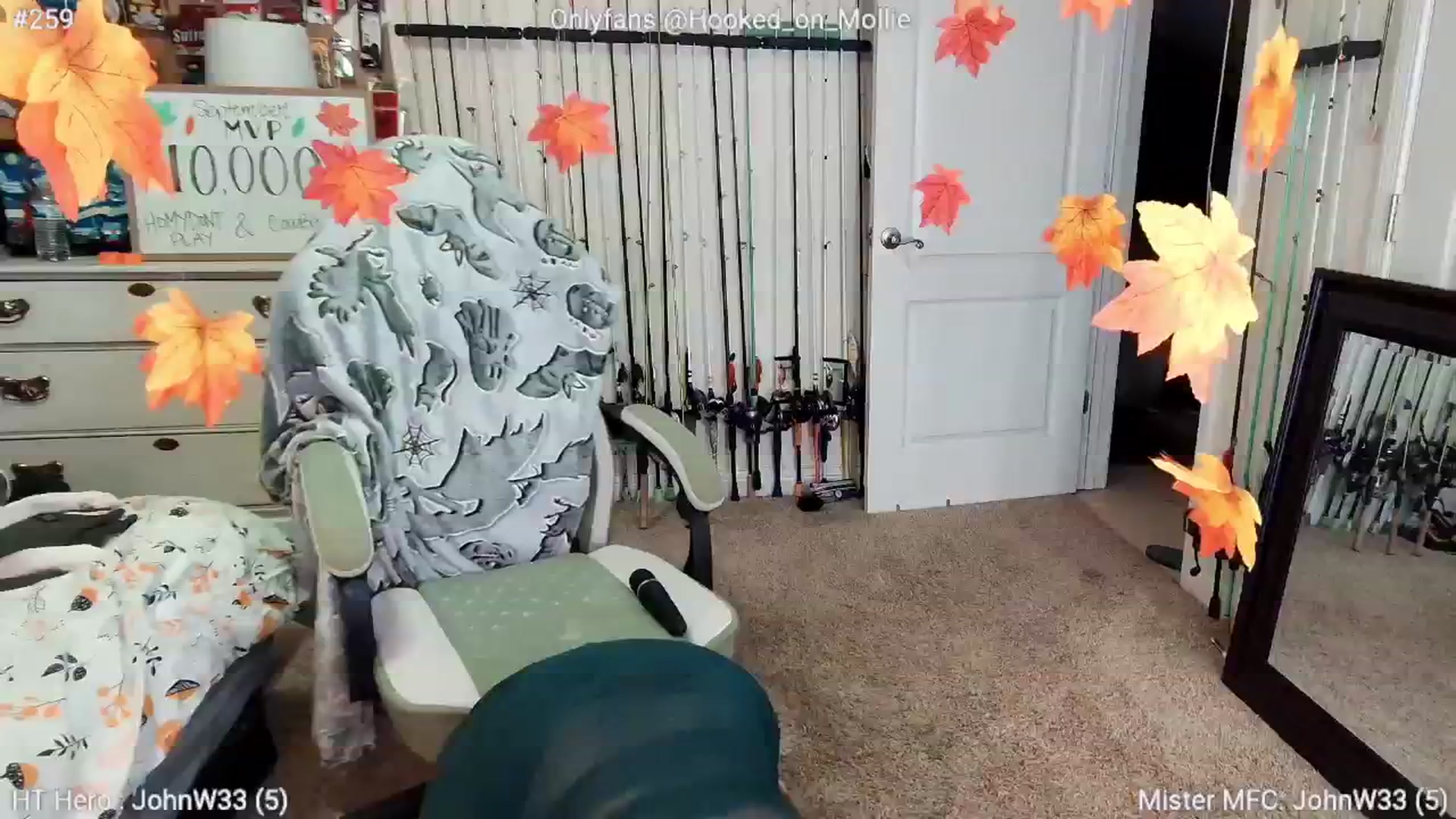 Gallery image thumbnail from MollieRose_'s myfreecams stream on, 10/01/2025, 24:43 image 6 of 20