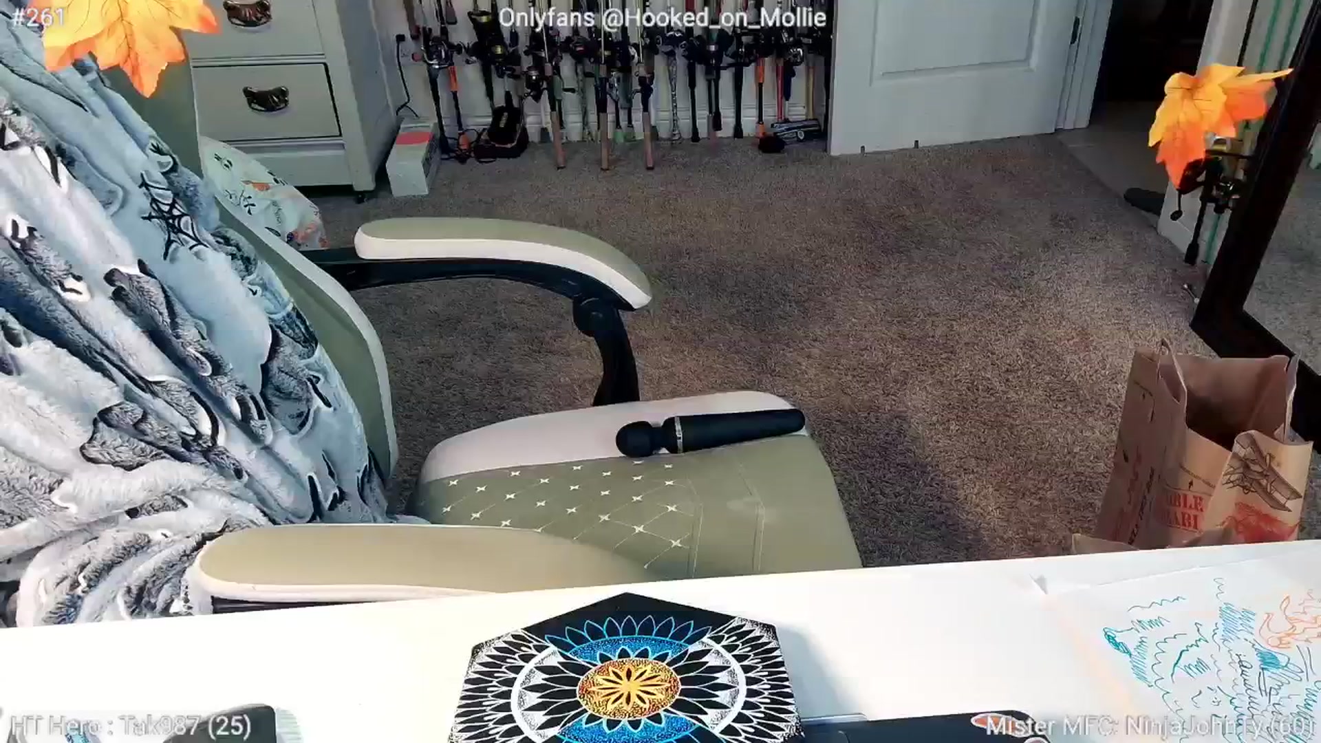 Gallery image thumbnail from MollieRose_'s myfreecams stream on, 10/01/2025, 03:45 image 18 of 20