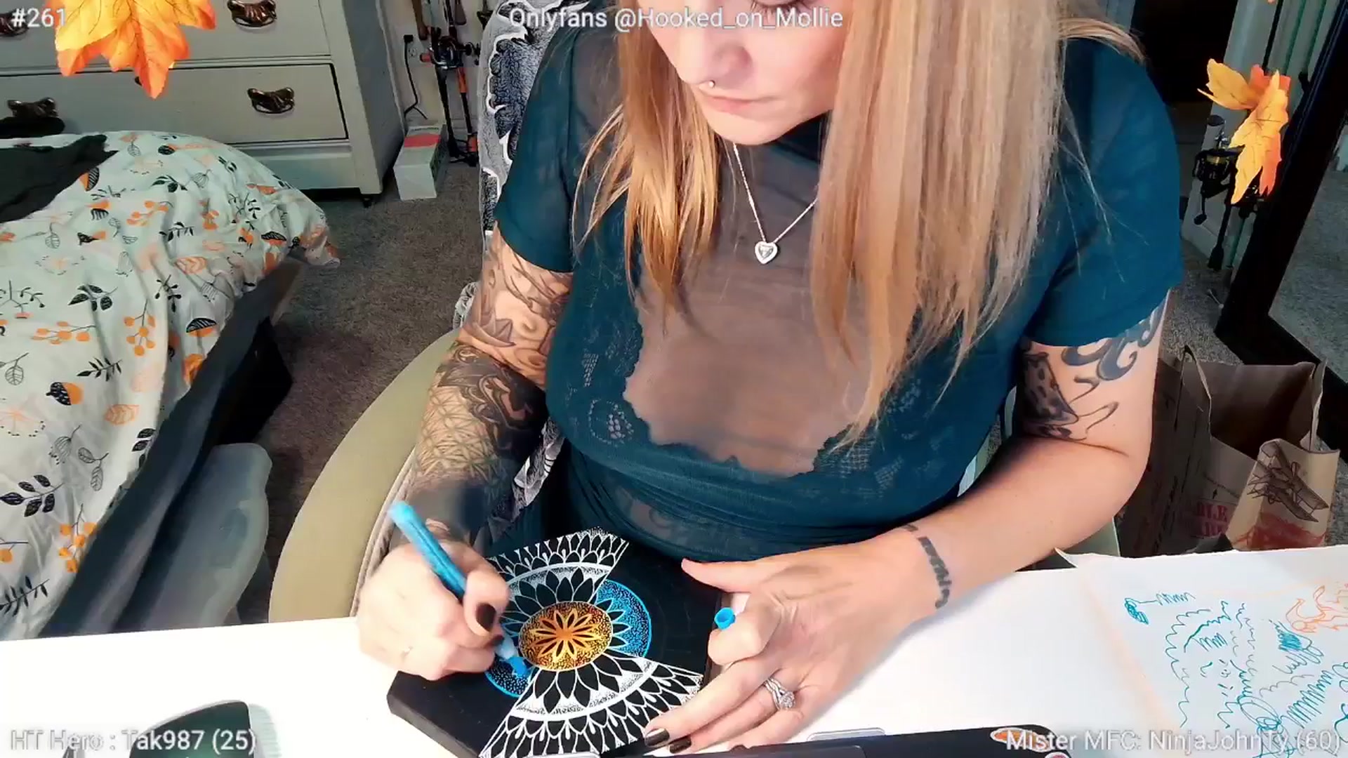 Gallery image thumbnail from MollieRose_'s myfreecams stream on, 10/01/2025, 03:45 image 12 of 20