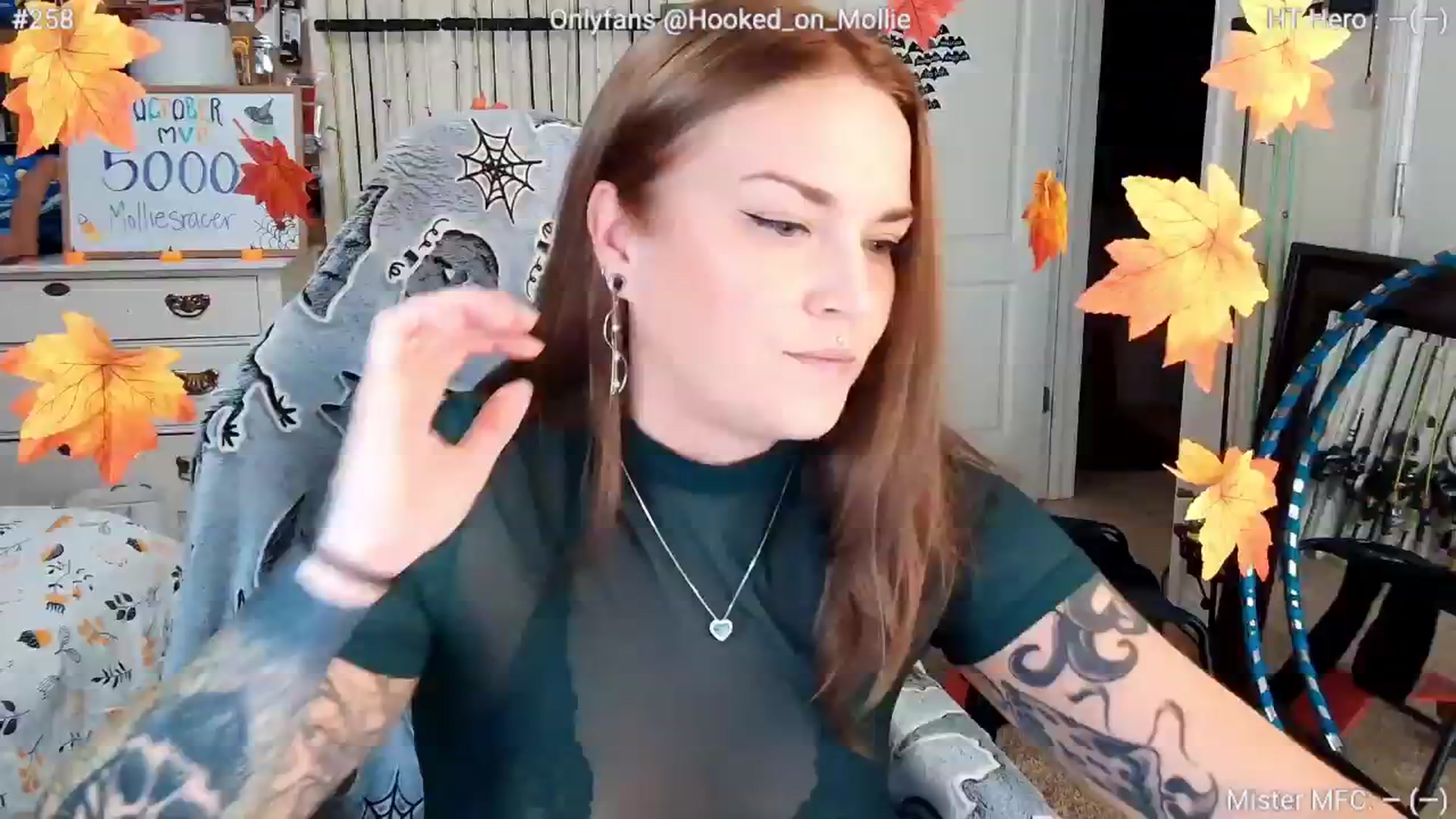 Gallery image thumbnail from MollieRose_'s myfreecams stream on, 10/08/2025, 24:01 image 2 of 20