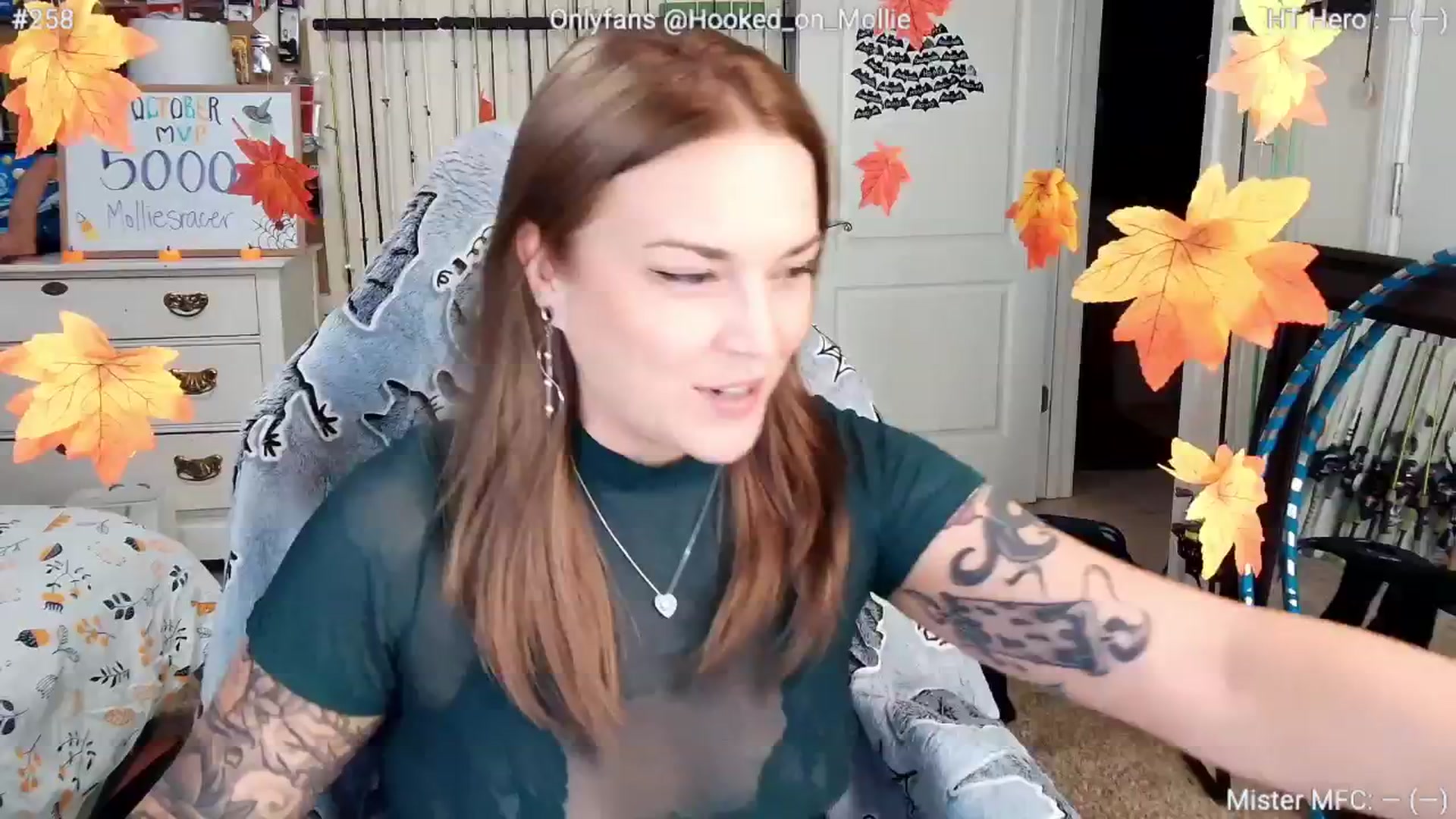 Gallery image thumbnail from MollieRose_'s myfreecams stream on, 10/08/2025, 24:01 image 6 of 20