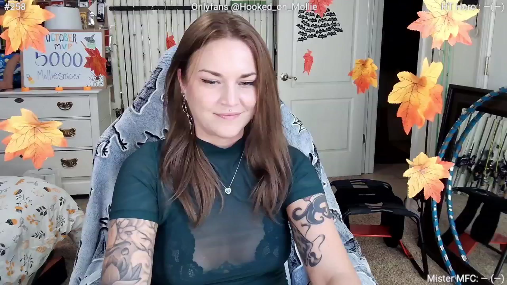 Gallery image thumbnail from MollieRose_'s myfreecams stream on, 10/08/2025, 24:01 image 13 of 20