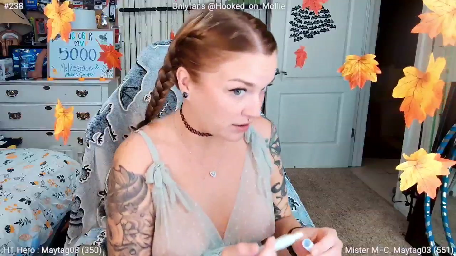 Gallery image thumbnail from MollieRose_'s myfreecams stream on, 10/10/2025, 02:07 image 5 of 20