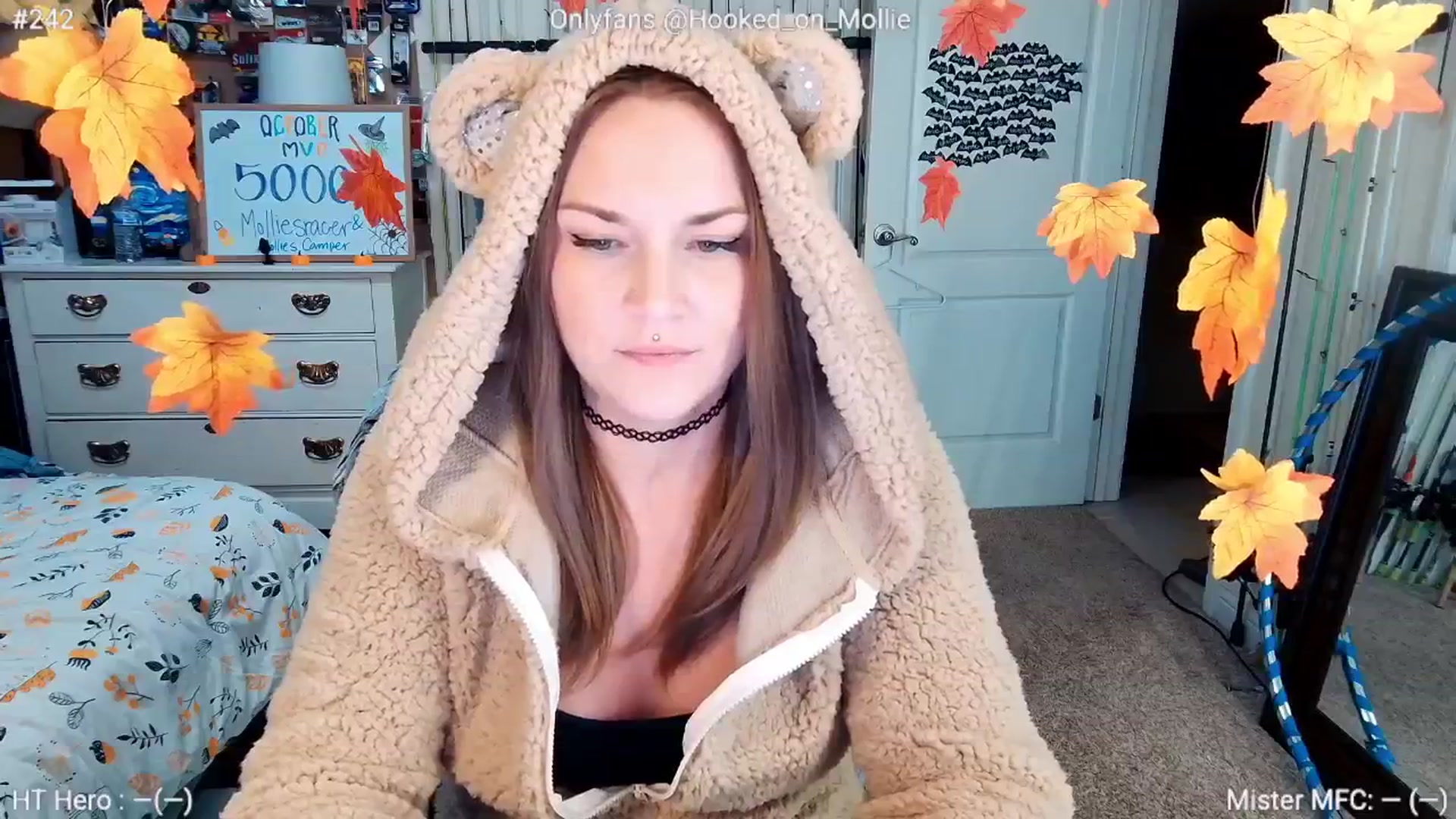 Gallery image thumbnail from MollieRose_'s myfreecams stream on, 10/16/2025, 24:00 image 7 of 20