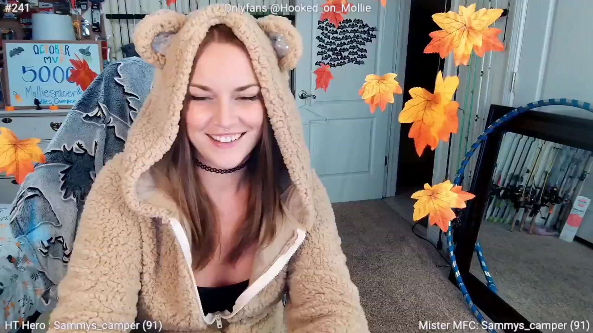 Gallery image thumbnail from MollieRose_'s myfreecams stream on, 10/16/2025, 02:36 image 1 of 20