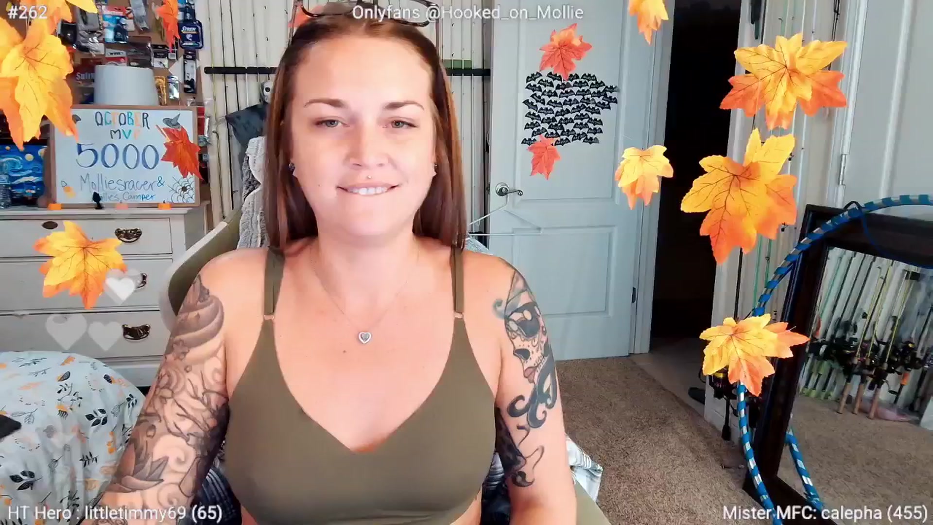 Gallery image thumbnail from MollieRose_'s myfreecams stream on, 10/17/2025, 24:01 image 16 of 20