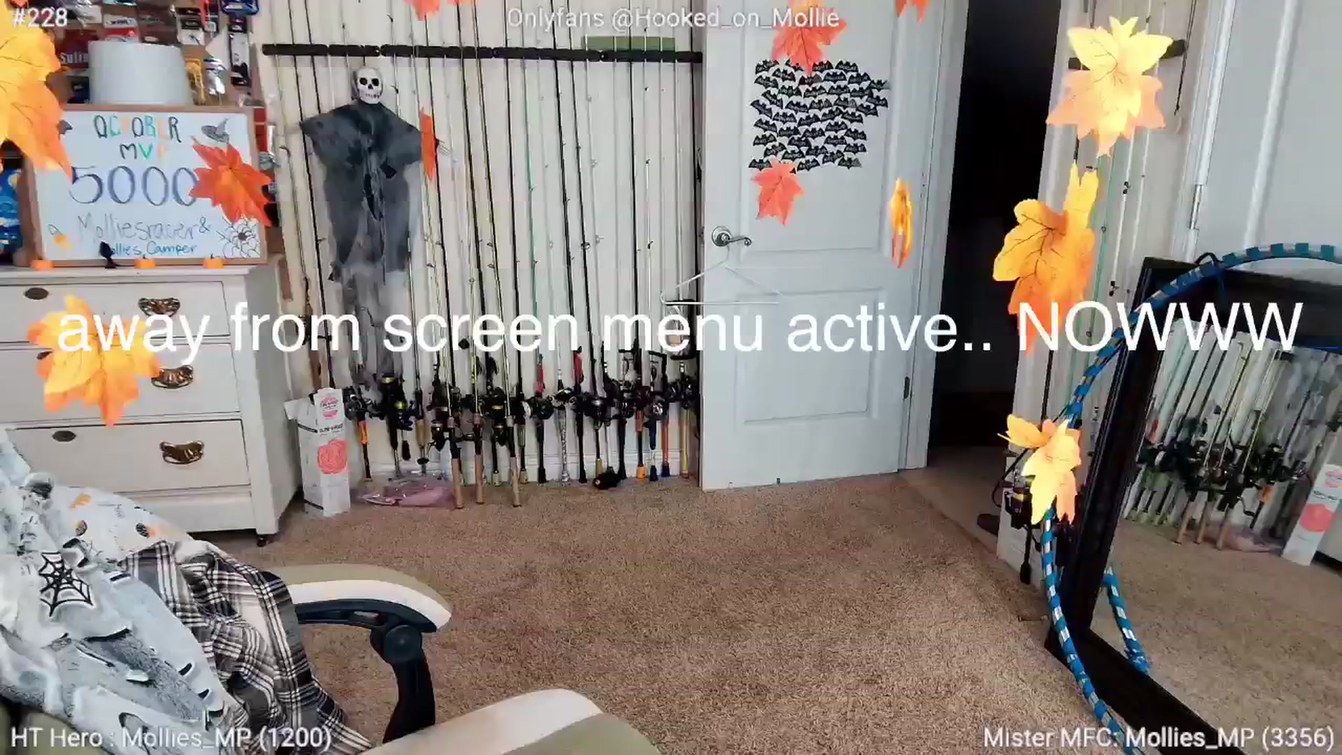 Gallery image thumbnail from MollieRose_'s myfreecams stream on, 10/17/2025, 04:07 image 5 of 20