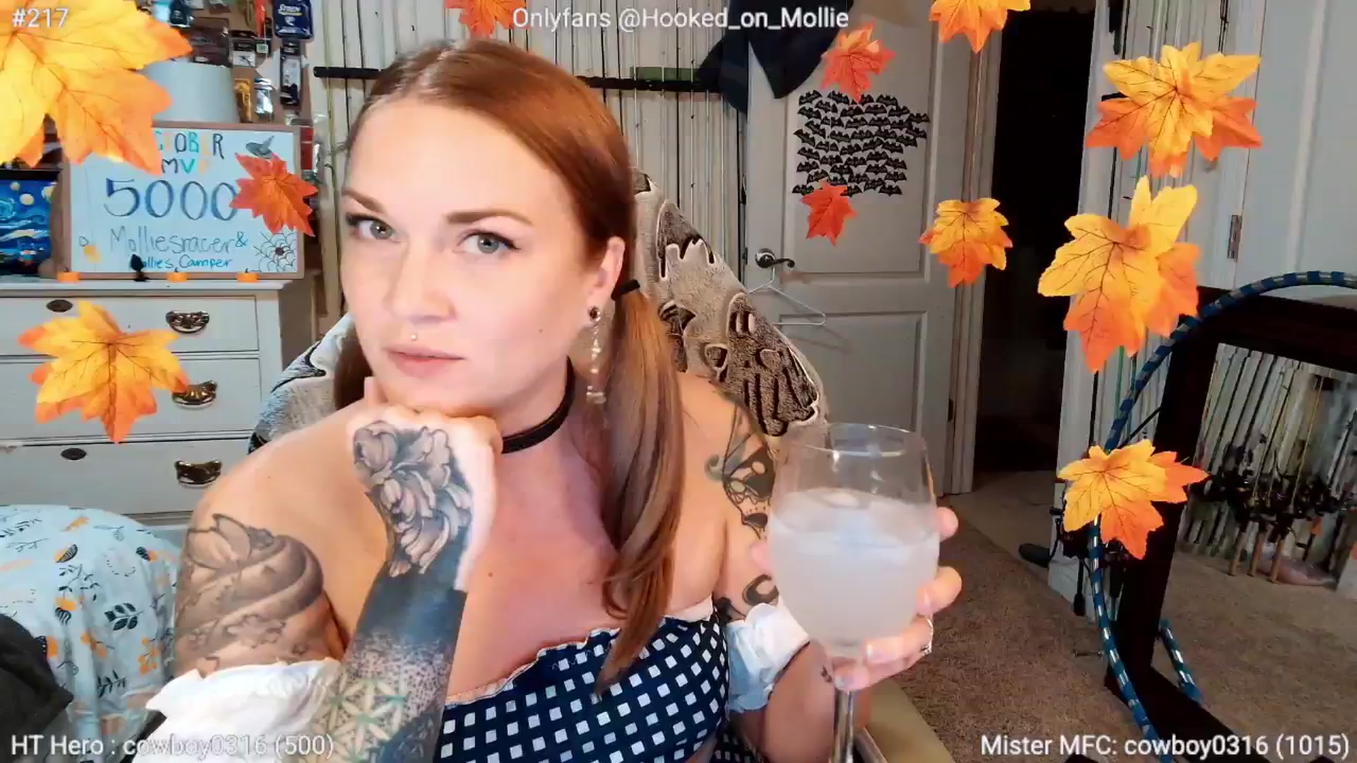 Gallery image thumbnail from MollieRose_'s myfreecams stream on, 10/18/2025, 02:26 image 3 of 20