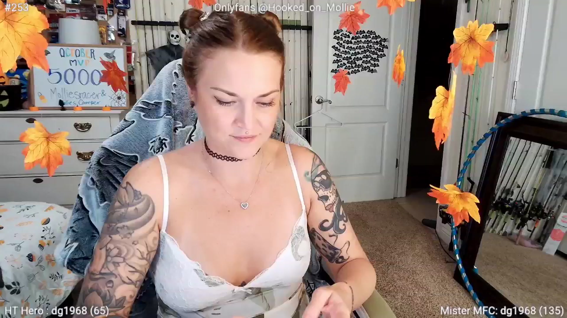 Gallery image thumbnail from MollieRose_'s myfreecams stream on, 10/21/2025, 04:14 image 4 of 20