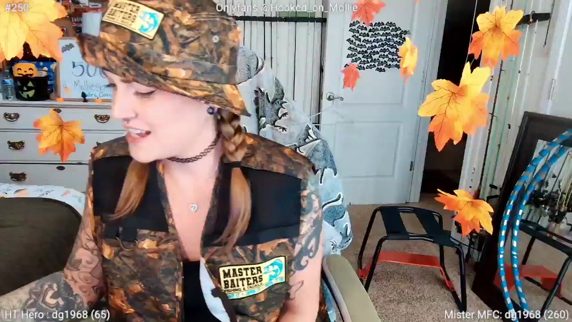 Gallery image thumbnail from MollieRose_'s myfreecams stream on, 10/22/2025, 24:02 image 3 of 20