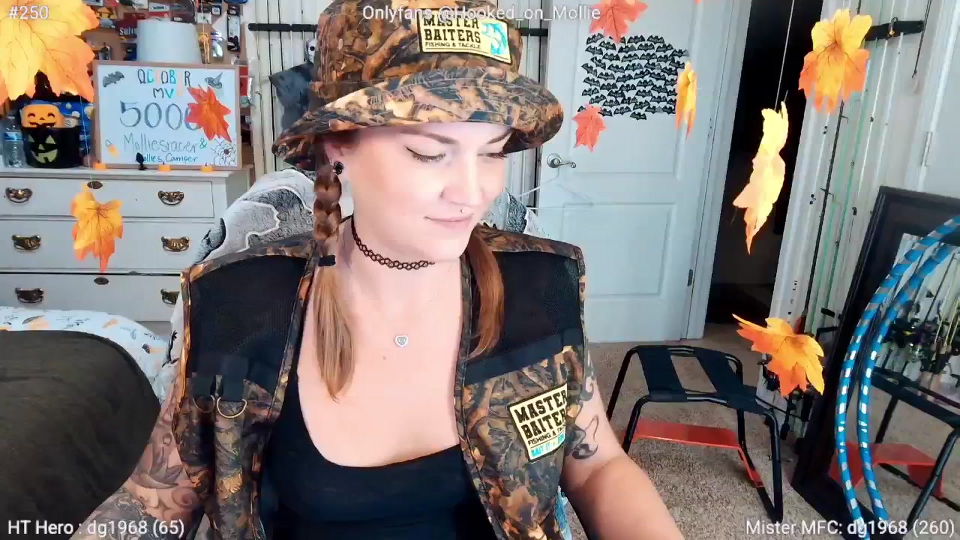 Gallery image thumbnail from MollieRose_'s myfreecams stream on, 10/22/2025, 24:02 image 15 of 20