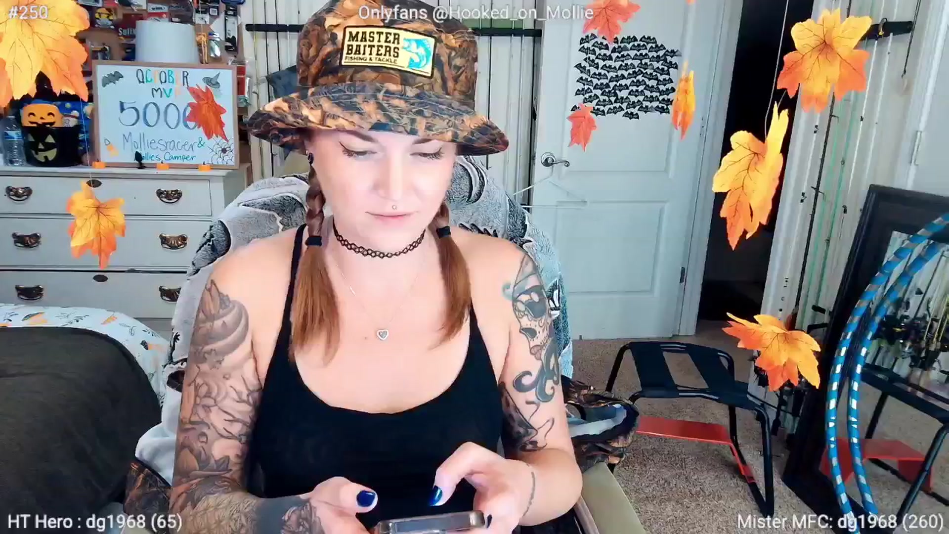 Gallery image thumbnail from MollieRose_'s myfreecams stream on, 10/22/2025, 24:02 image 20 of 20