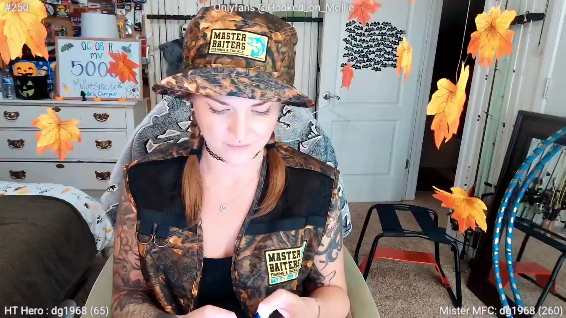 Gallery image thumbnail from MollieRose_'s myfreecams stream on, 10/22/2025, 24:02 image 8 of 20