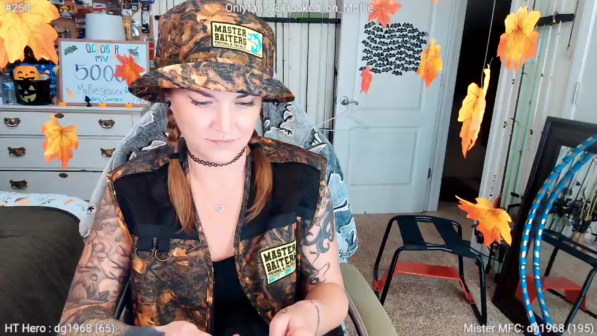 Gallery image thumbnail from MollieRose_'s myfreecams stream on, 10/22/2025, 24:02 image 1 of 20