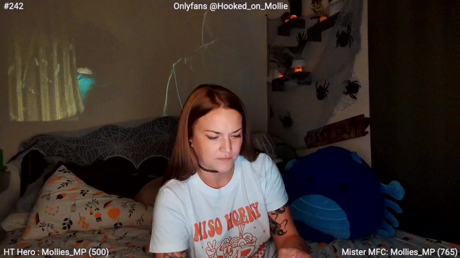Gallery image thumbnail from MollieRose_'s myfreecams stream on, 10/24/2025, 04:10 image 8 of 20
