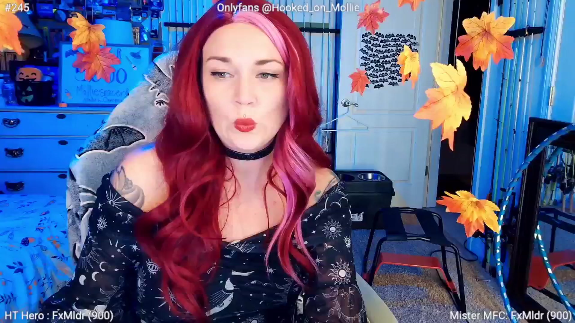 Gallery image thumbnail from MollieRose_'s myfreecams stream on, 10/25/2025, 02:09 image 8 of 20