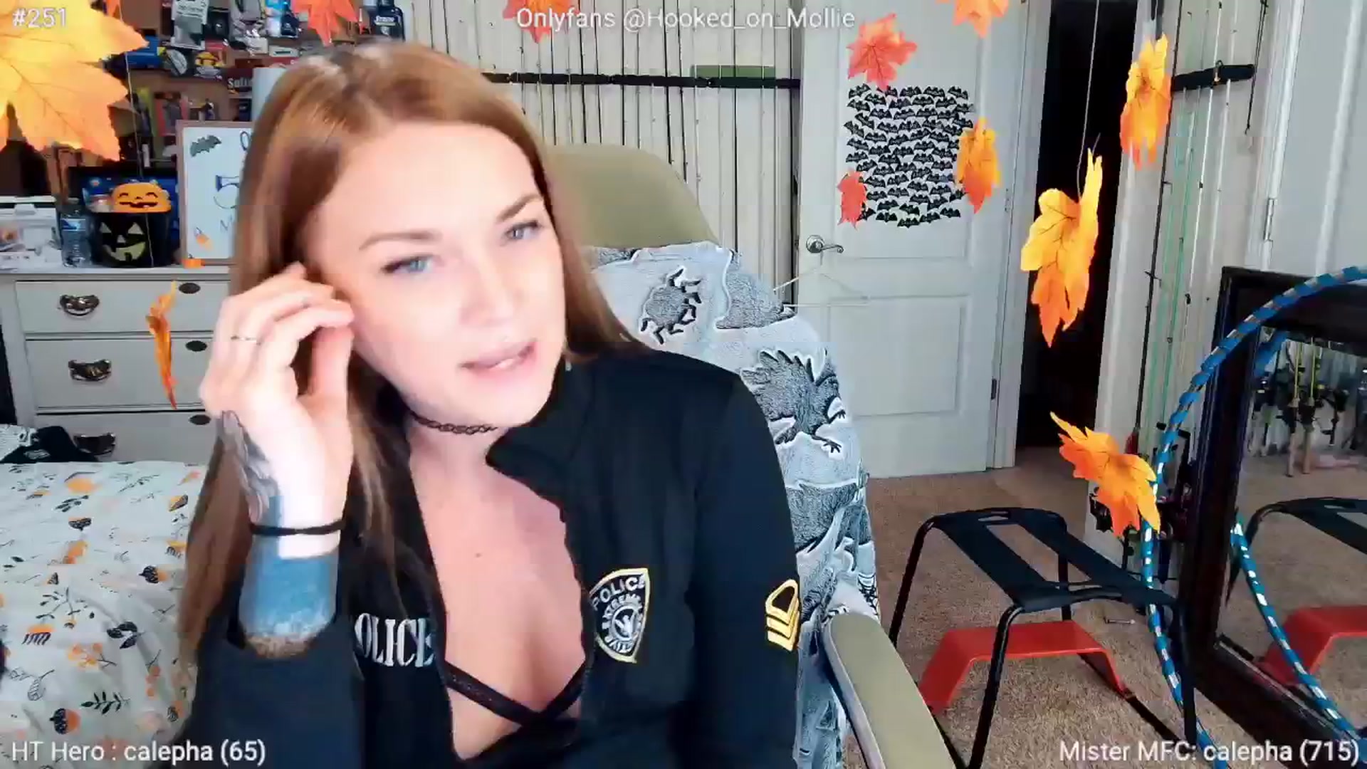 Gallery image thumbnail from MollieRose_'s myfreecams stream on, 10/28/2025, 04:38 image 8 of 20