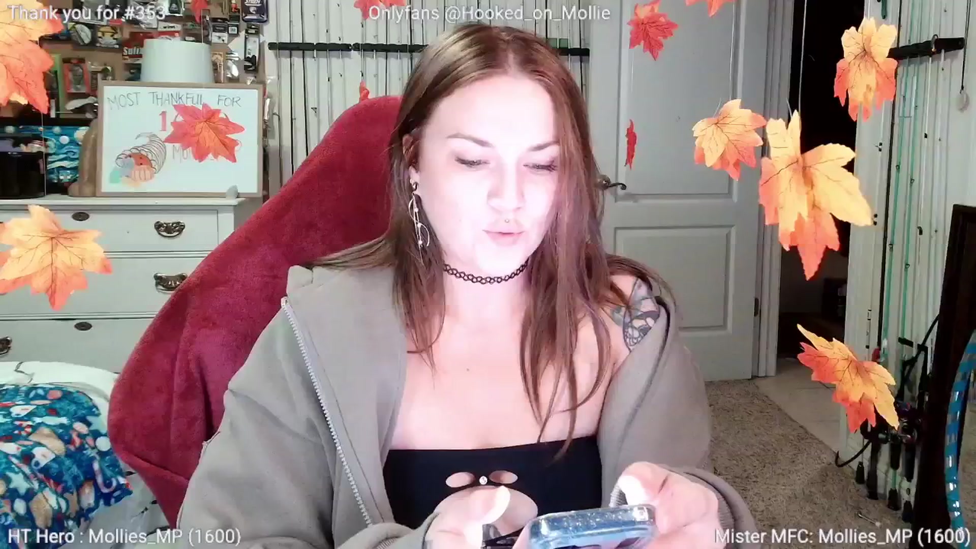 Gallery image thumbnail from MollieRose_'s myfreecams stream on, 11/14/2025, 02:36 image 18 of 20