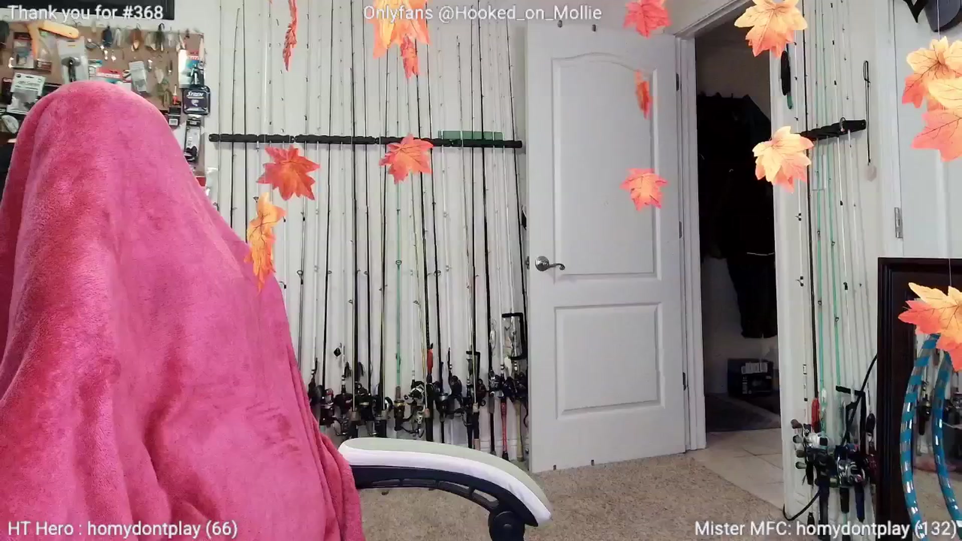 Gallery image thumbnail from MollieRose_'s myfreecams stream on, 11/14/2025, 02:36 image 8 of 20