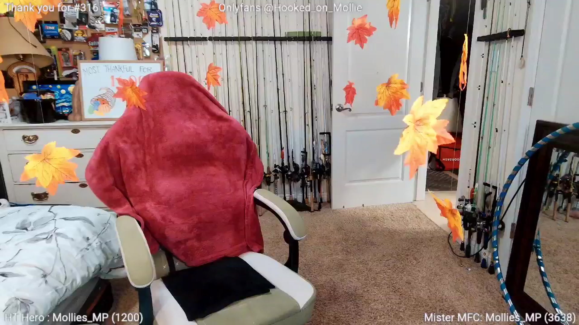 Gallery image thumbnail from MollieRose_'s myfreecams stream on, 11/18/2025, 03:25 image 20 of 20
