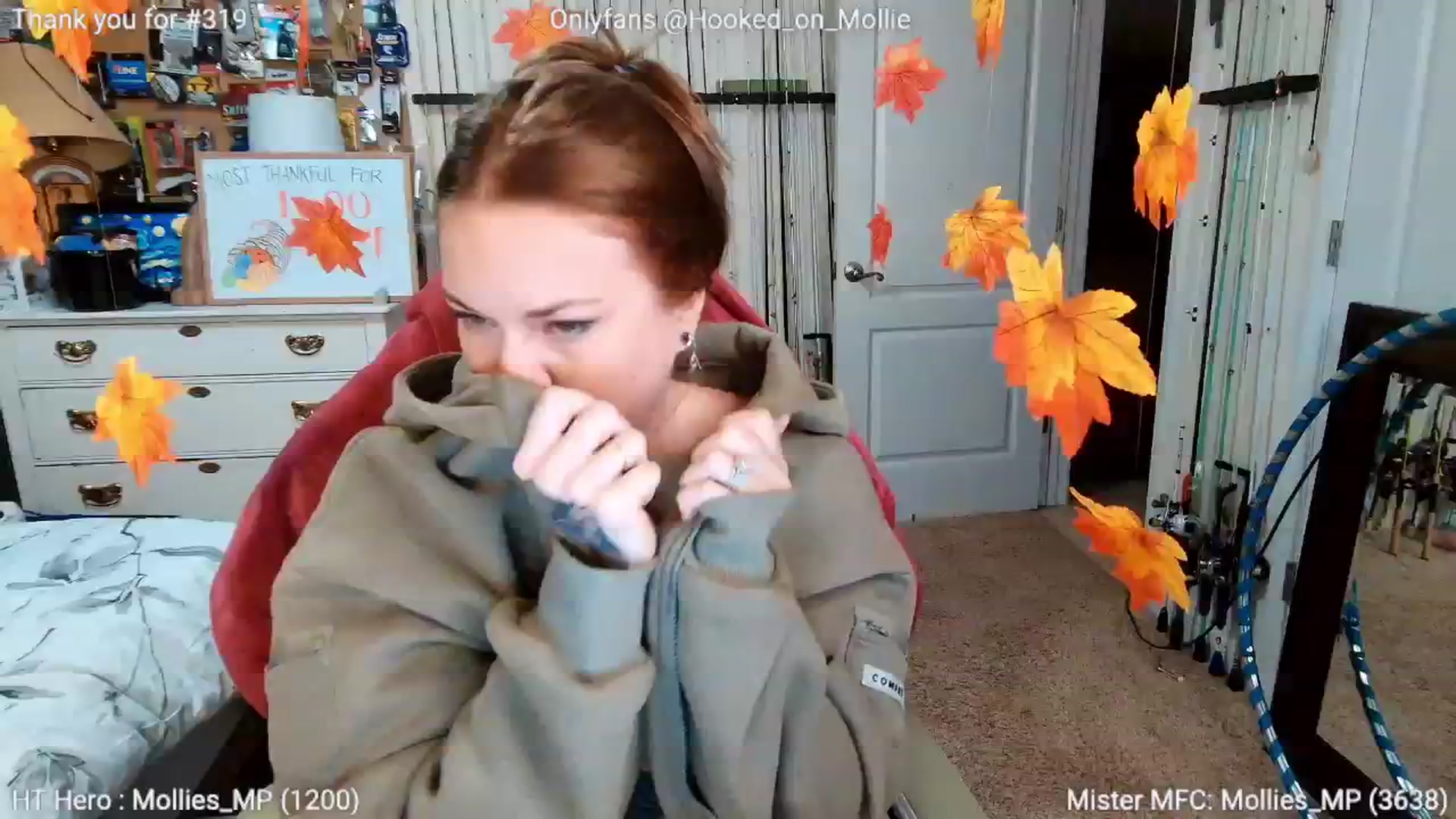 Gallery image thumbnail from MollieRose_'s myfreecams stream on, 11/18/2025, 03:25 image 19 of 20