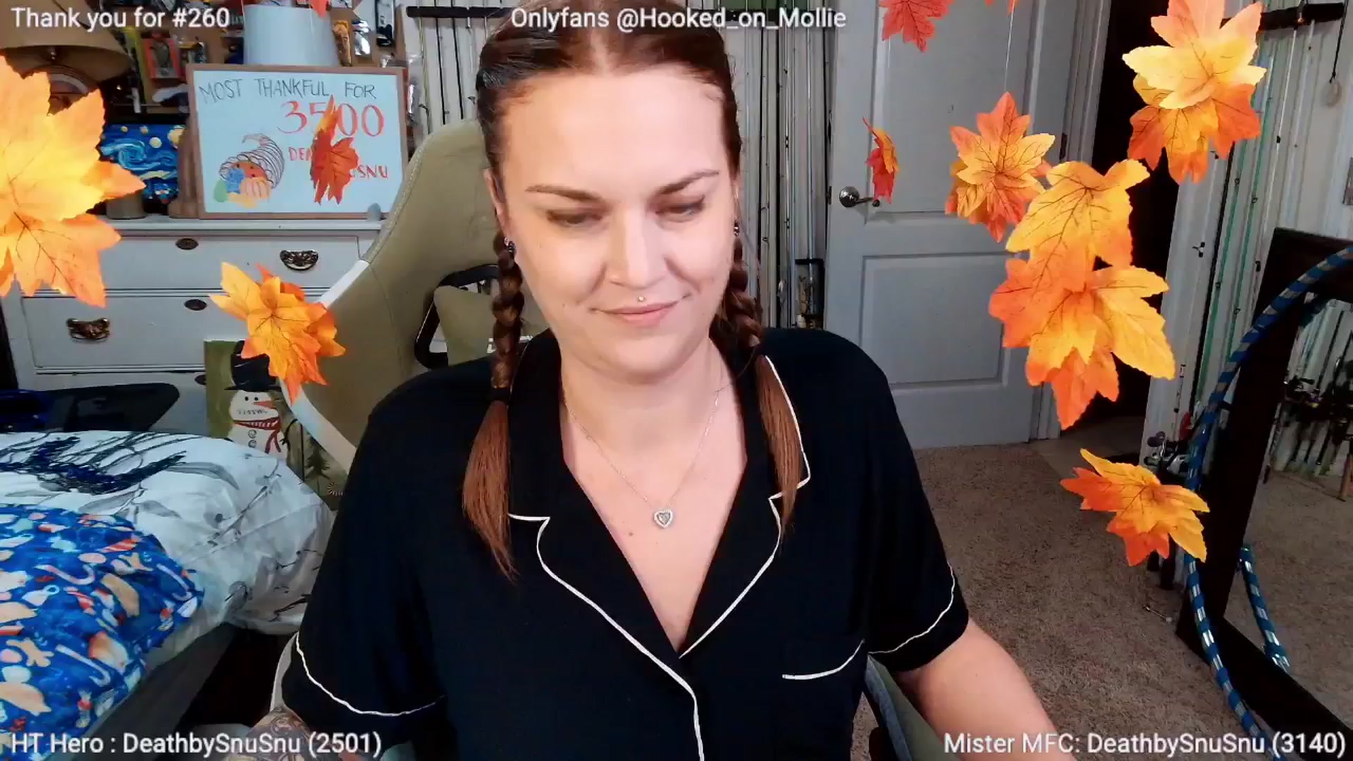 Gallery image thumbnail from MollieRose_'s myfreecams stream on, 11/20/2025, 05:20 image 10 of 20