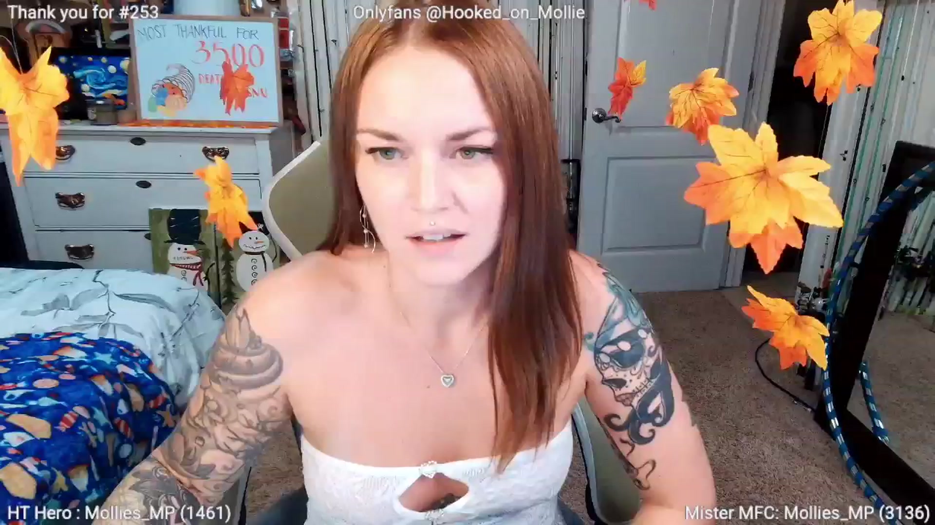 Gallery image thumbnail from MollieRose_'s myfreecams stream on, 11/22/2025, 05:42 image 2 of 20