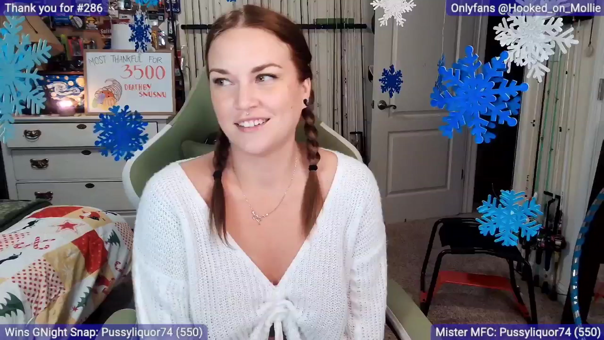 Gallery image thumbnail from MollieRose_'s myfreecams stream on, 11/29/2025, 04:27 image 6 of 20