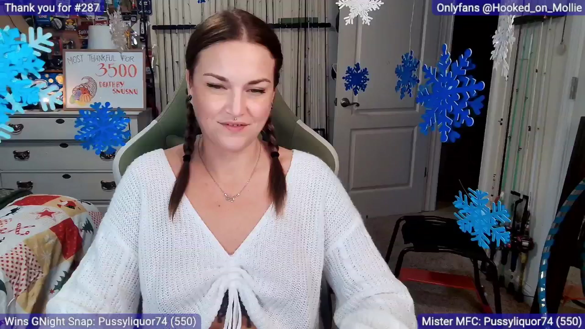 Gallery image thumbnail from MollieRose_'s myfreecams stream on, 11/29/2025, 04:27 image 4 of 20