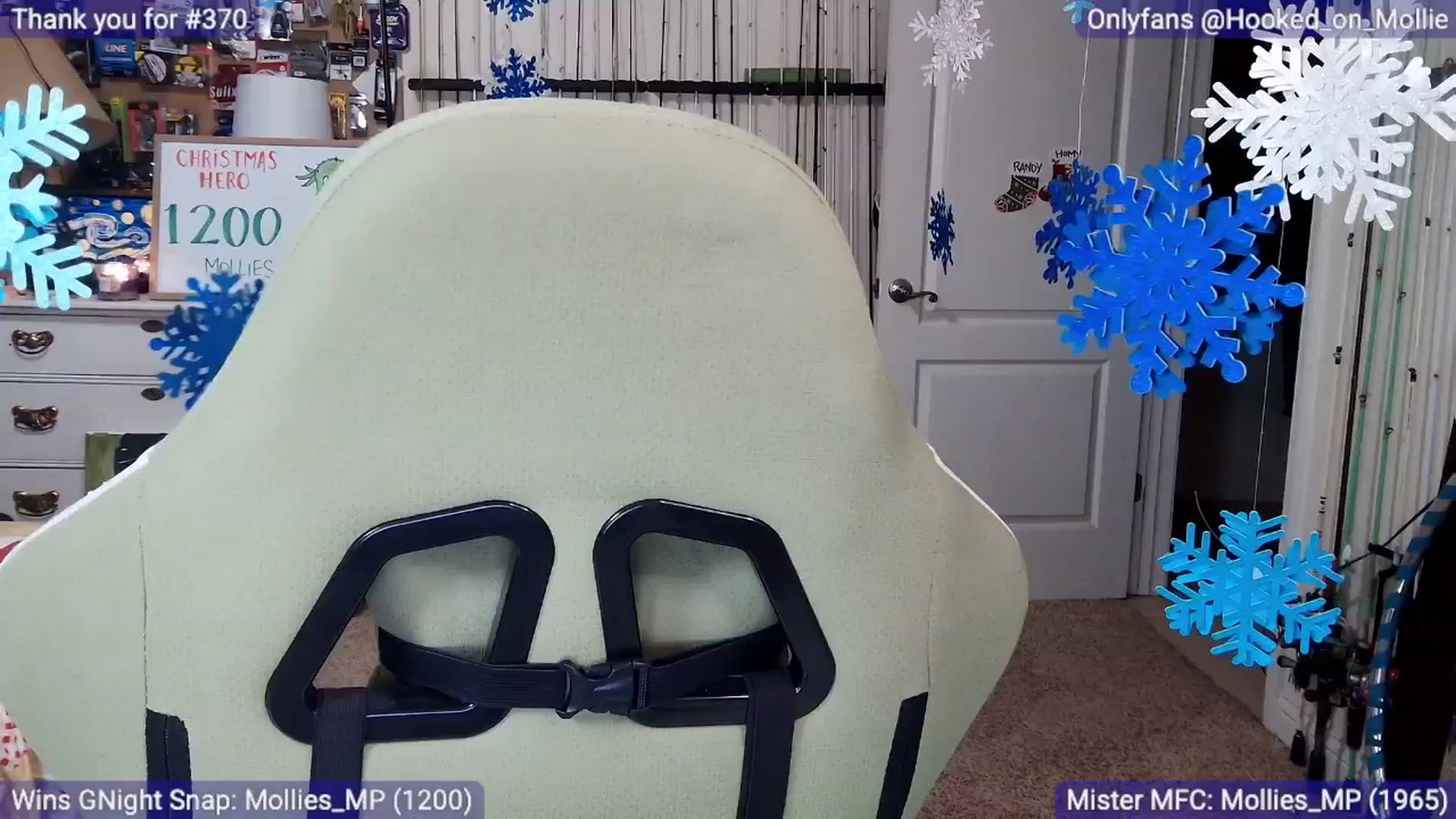 Gallery image thumbnail from MollieRose_'s myfreecams stream on, 12/02/2025, 05:12 image 15 of 20