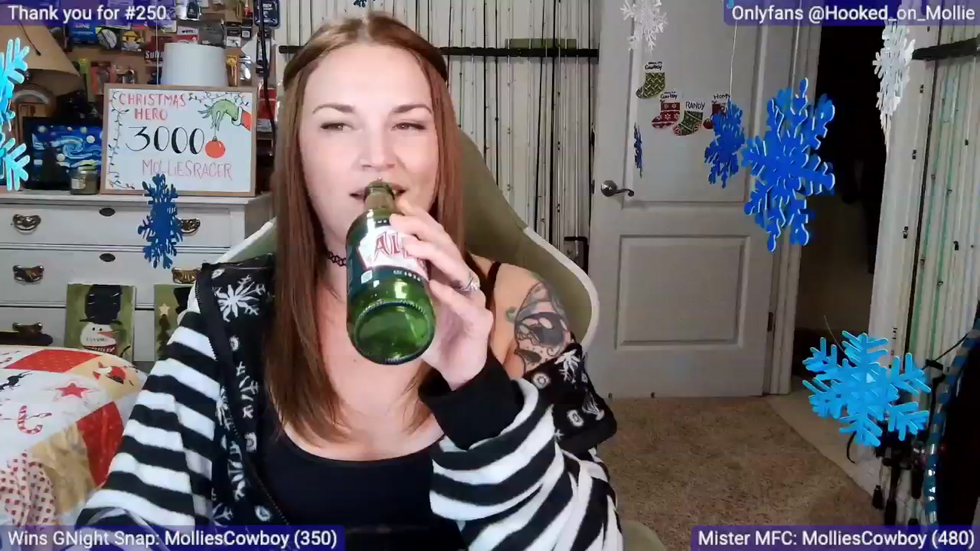 Gallery image thumbnail from MollieRose_'s myfreecams stream on, 12/03/2025, 05:26 image 2 of 20