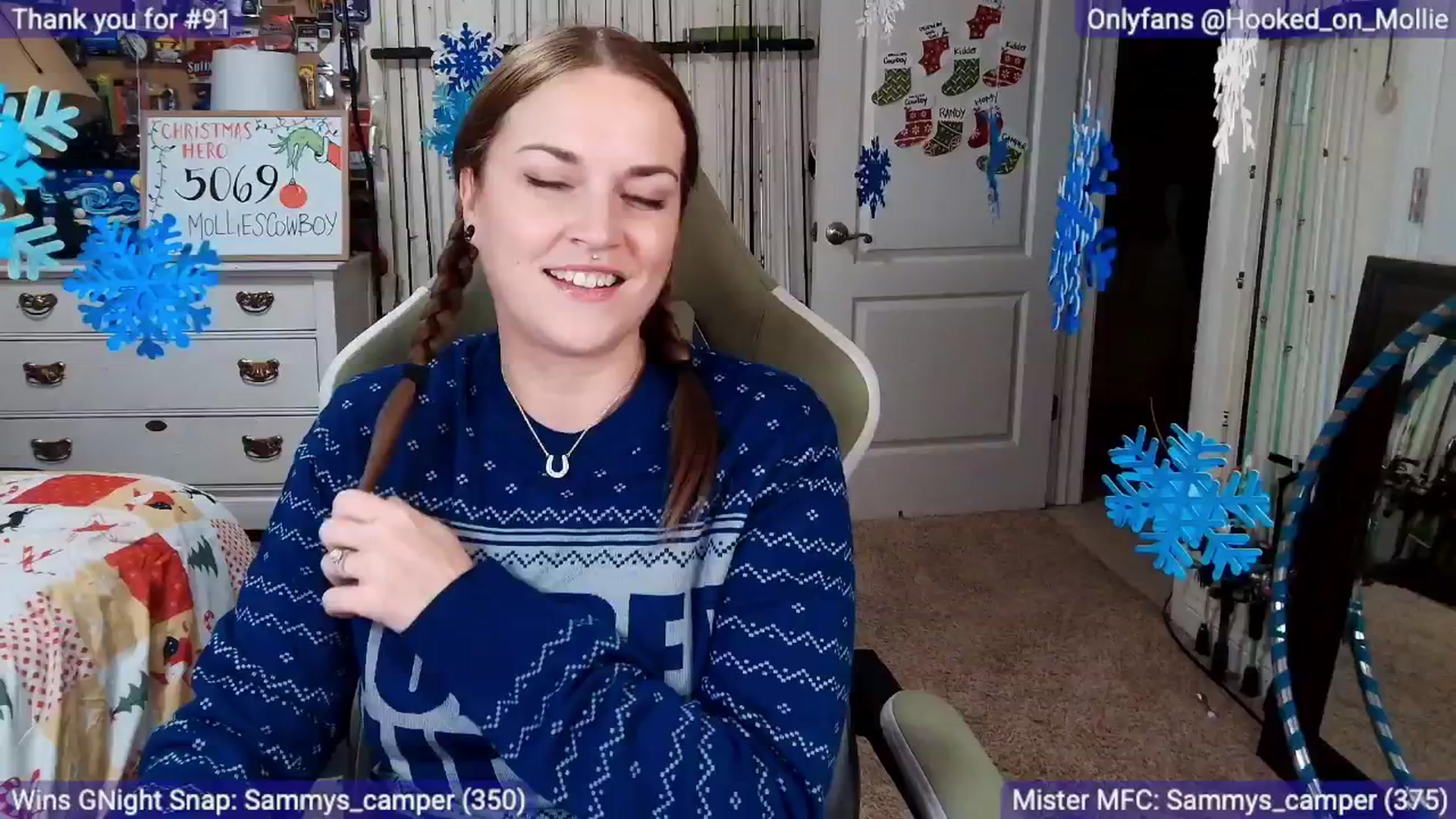 Gallery image thumbnail from MollieRose_'s myfreecams stream on, 12/04/2025, 02:30 image 11 of 20