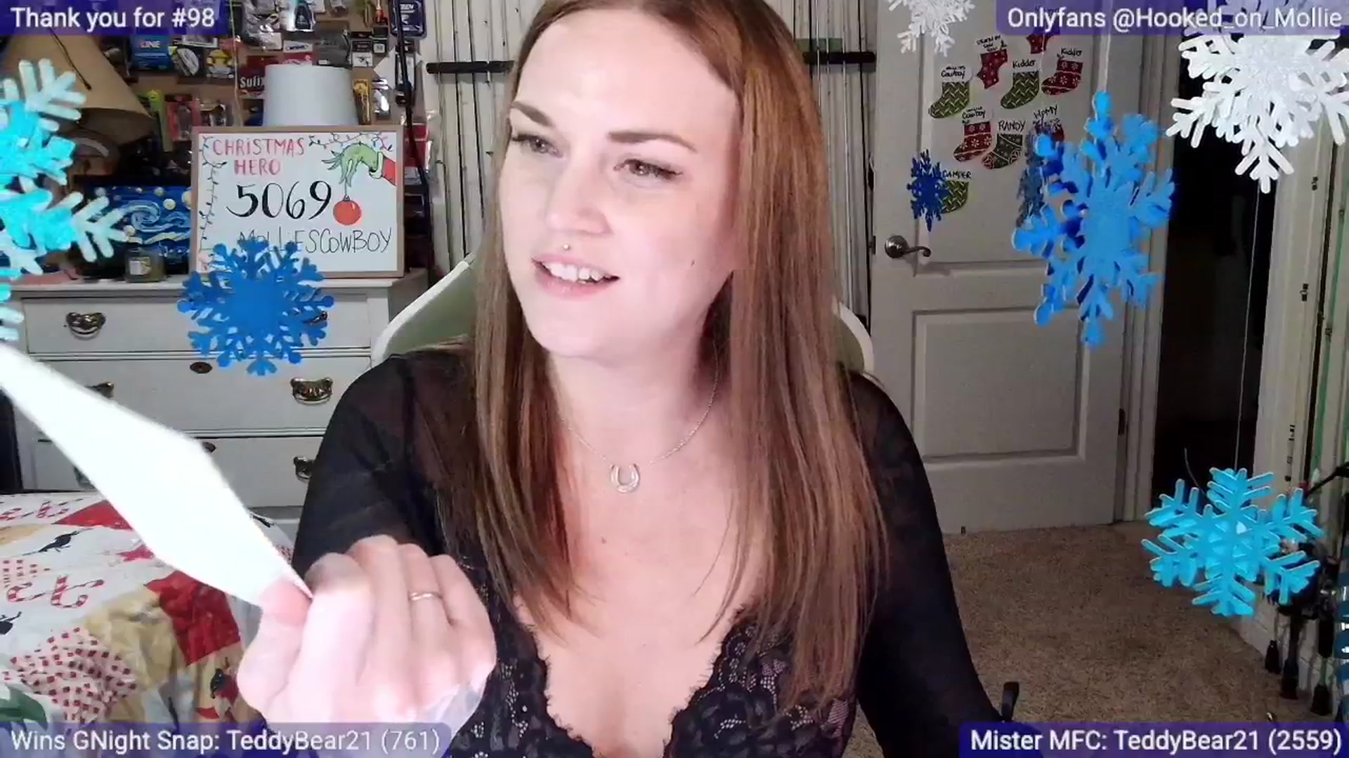 Gallery image thumbnail from MollieRose_'s myfreecams stream on, 12/05/2025, 05:08 image 16 of 20