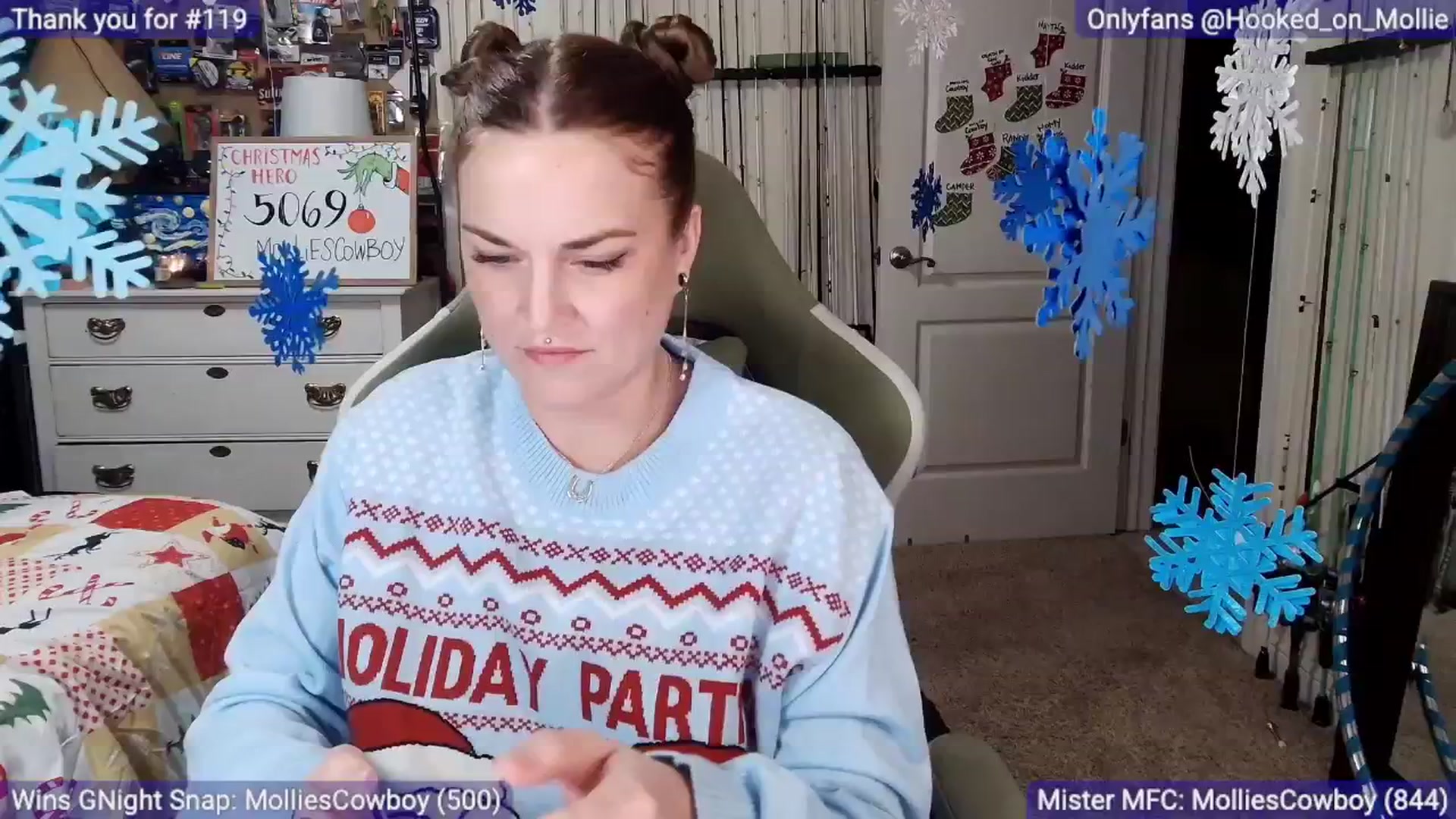 Gallery image thumbnail from MollieRose_'s myfreecams stream on, 12/06/2025, 03:08 image 16 of 20
