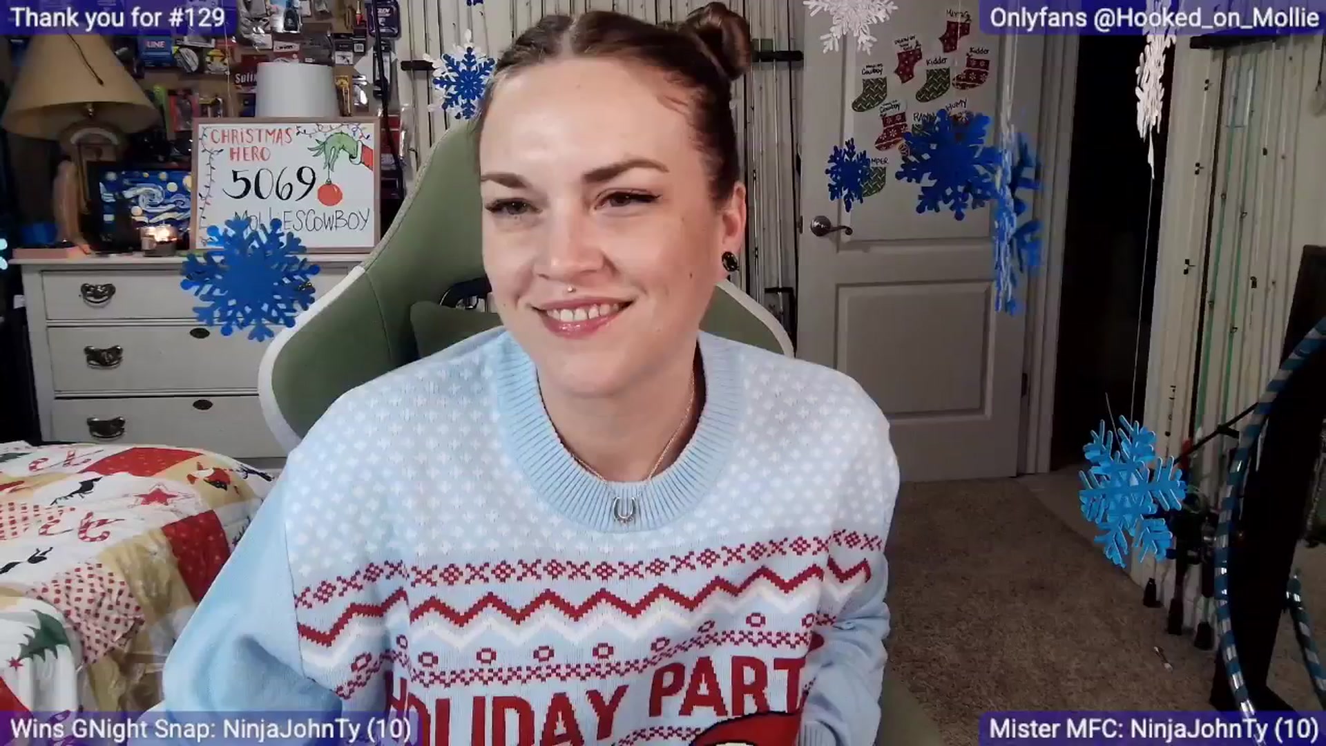 Gallery image thumbnail from MollieRose_'s myfreecams stream on, 12/06/2025, 03:08 image 2 of 20