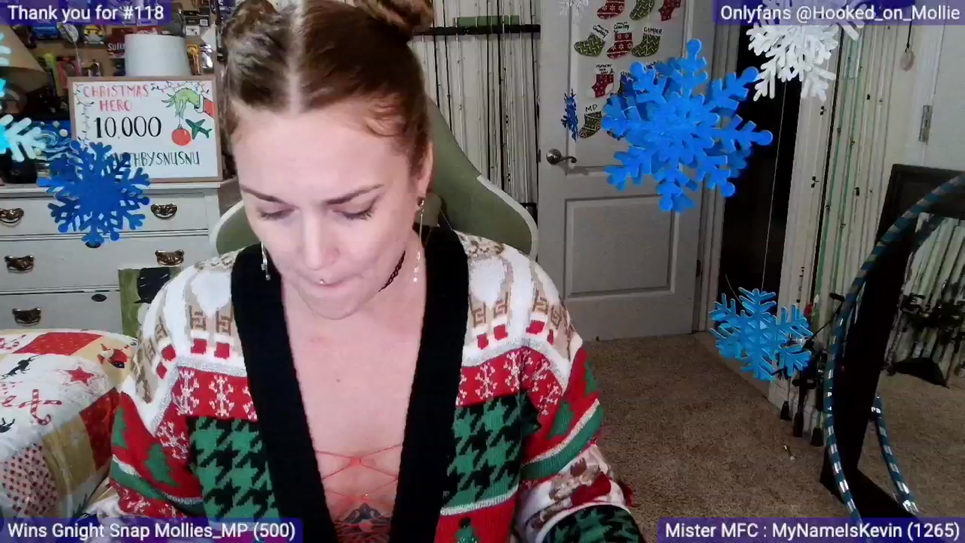 Gallery image thumbnail from MollieRose_'s myfreecams stream on, 12/10/2025, 04:03 image 15 of 20