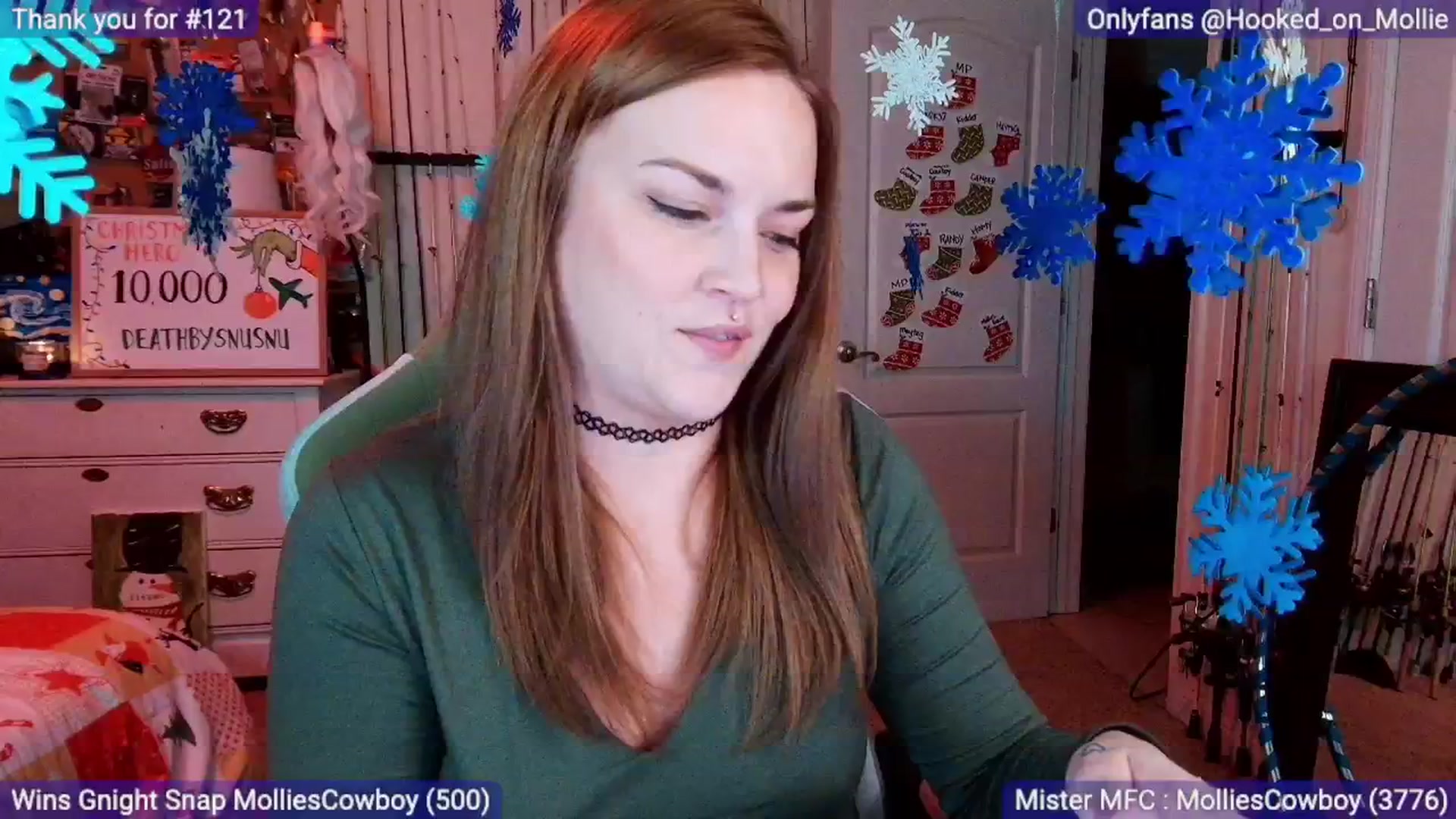 Gallery image thumbnail from MollieRose_'s myfreecams stream on, 12/11/2025, 04:34 image 17 of 20