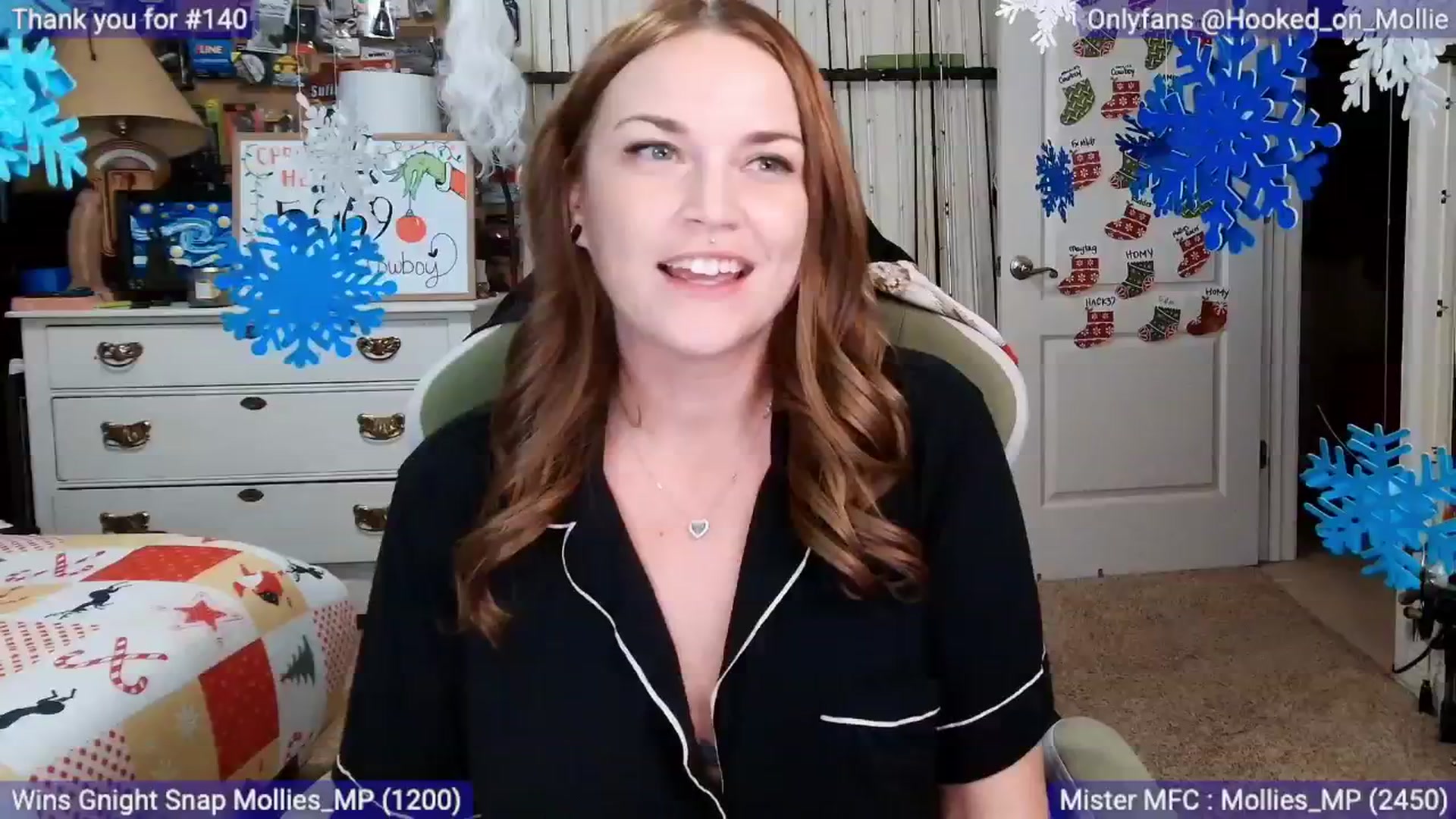 Gallery image thumbnail from MollieRose_'s myfreecams stream on, 12/23/2025, 05:12 image 16 of 20