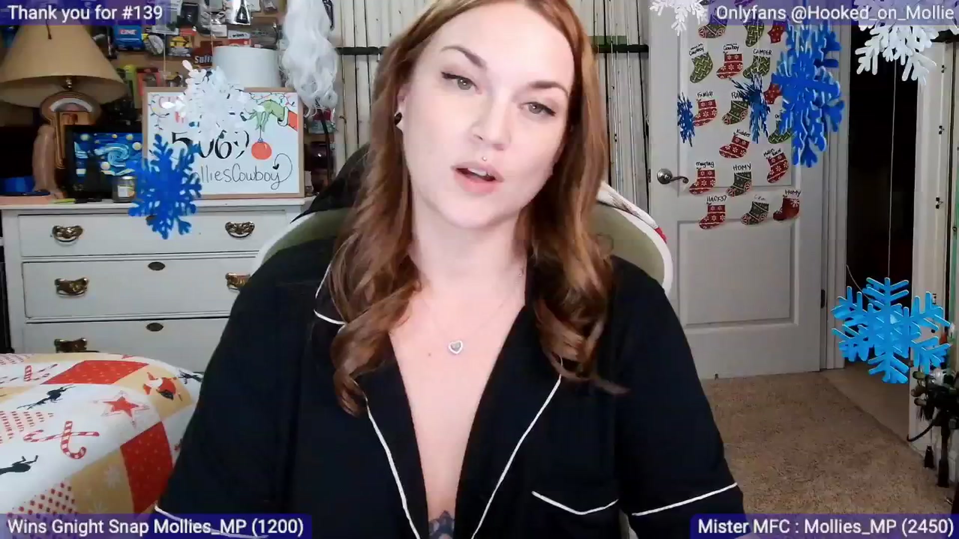Gallery image thumbnail from MollieRose_'s myfreecams stream on, 12/23/2025, 05:12 image 15 of 20